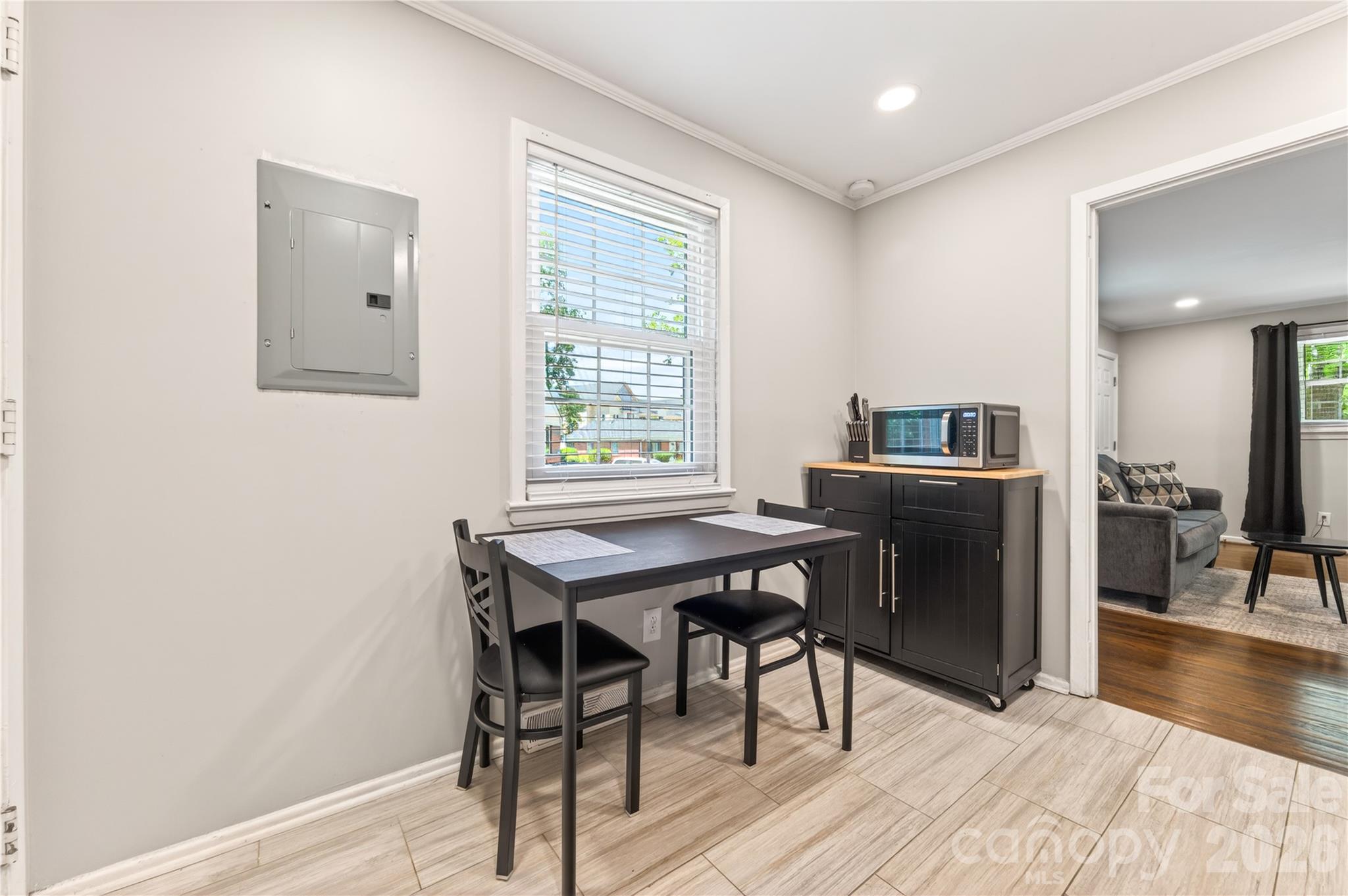 3241 Minnesota Road — Charlotte
