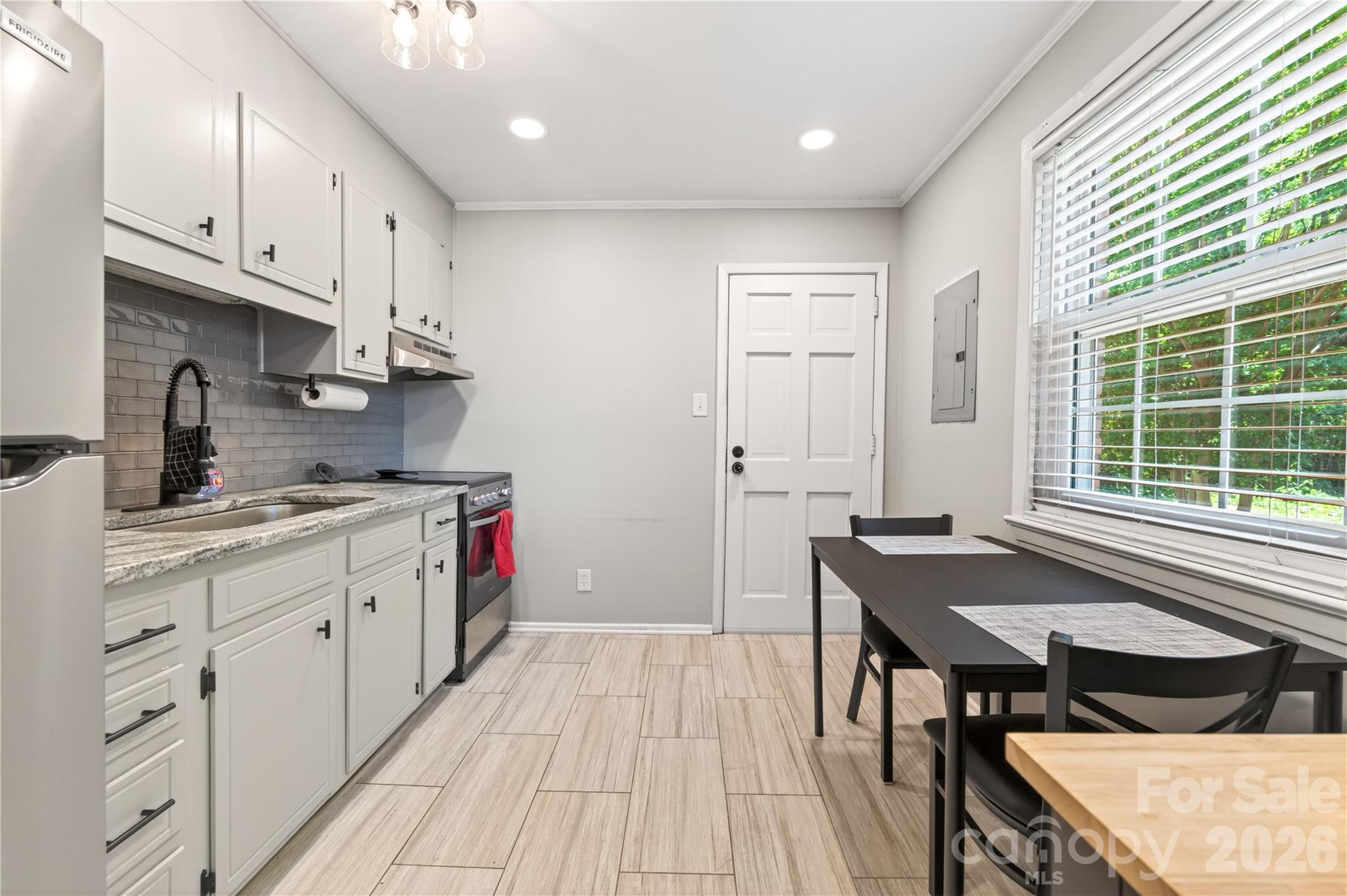 3241 Minnesota Road — Charlotte