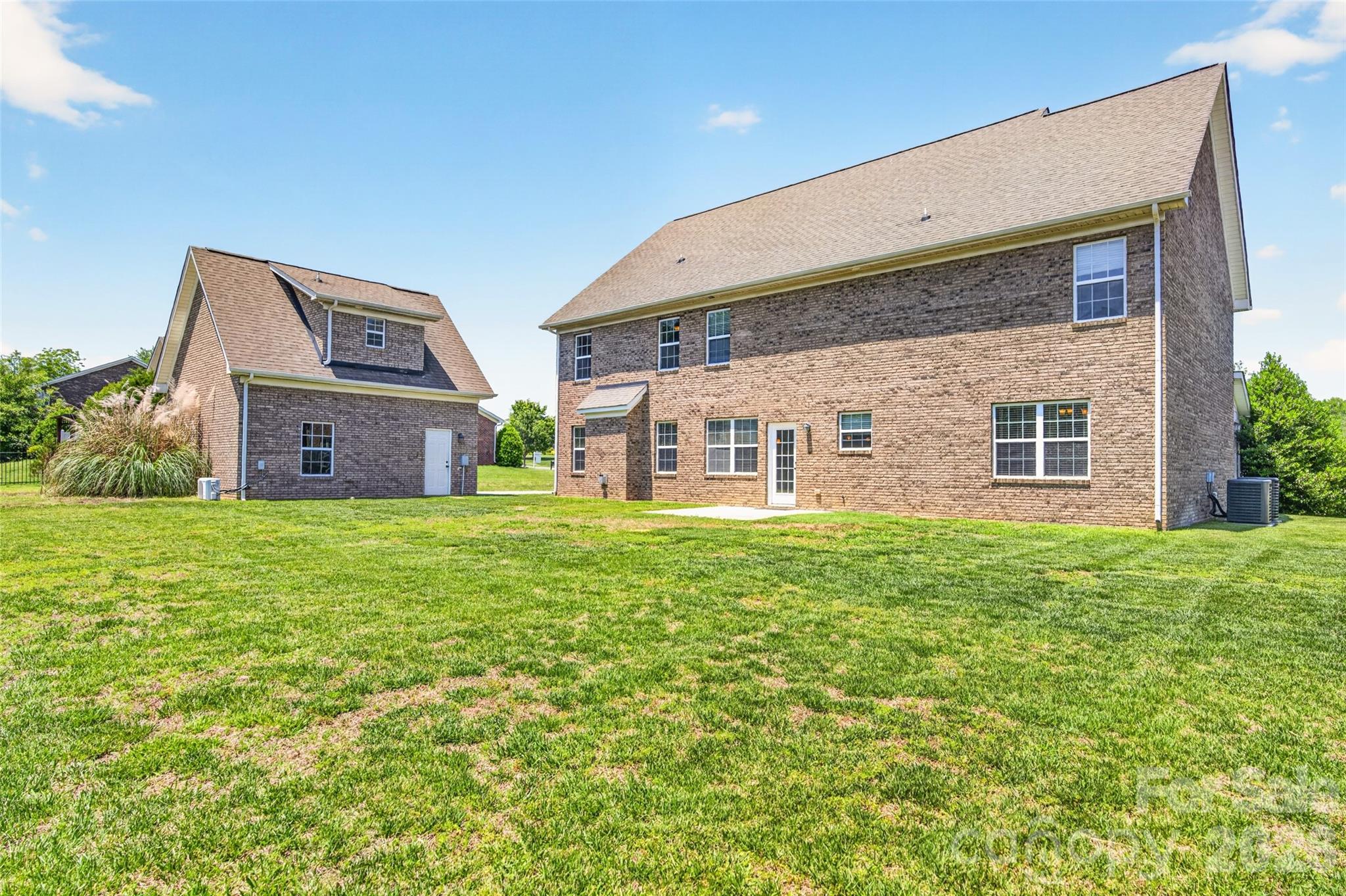 1008 Spring Rose Lane — Matthews