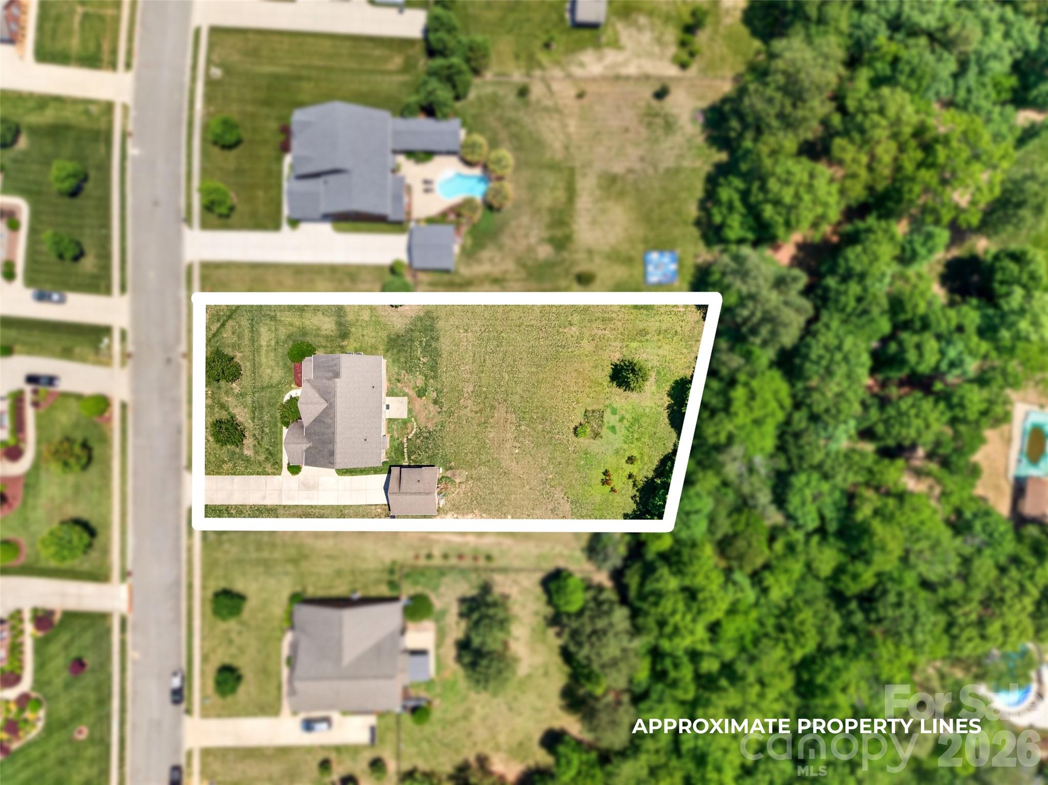 1008 Spring Rose Lane — Matthews