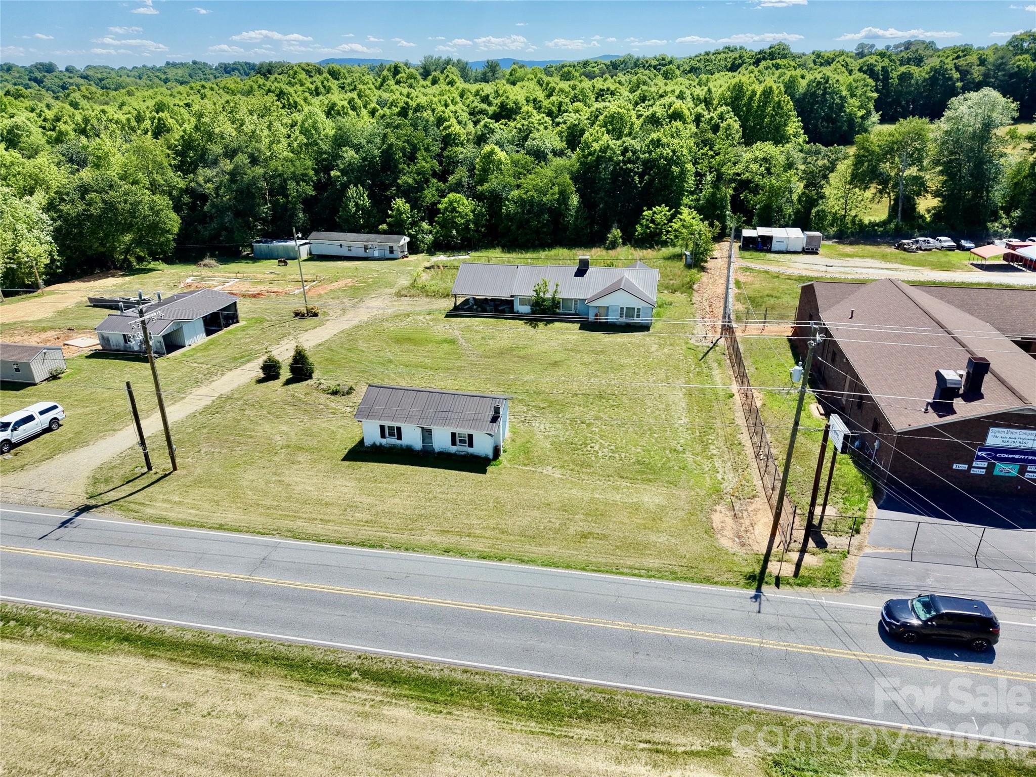 1263 NC 16 Highway N — Taylorsville