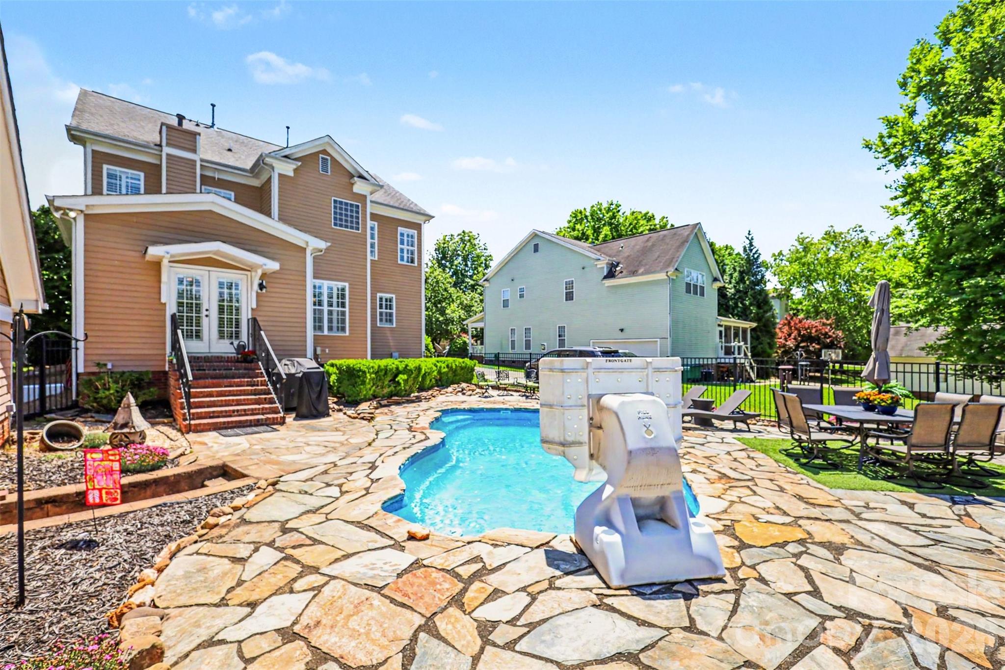 515 Academy Street — McAdenville