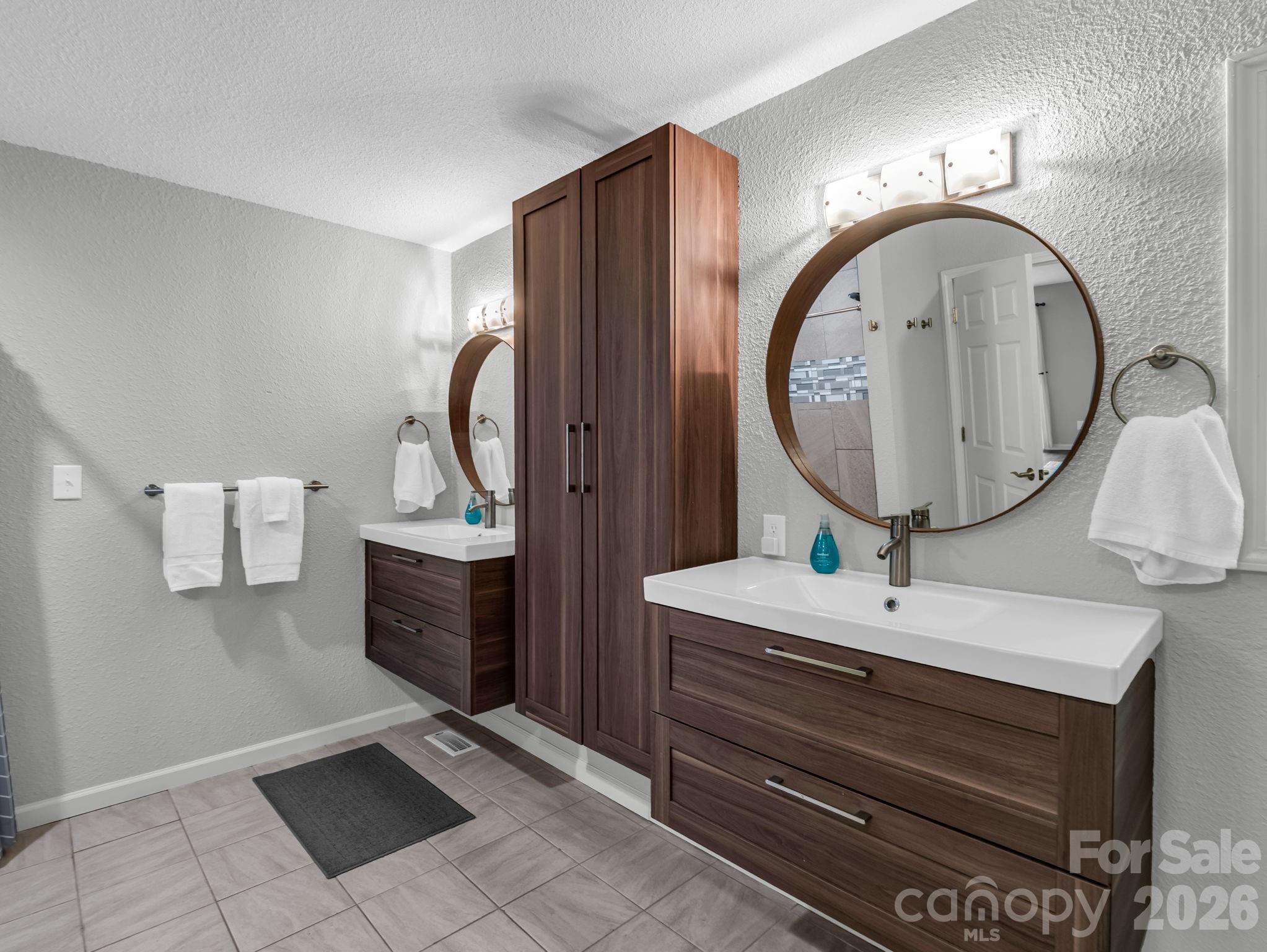 656 Cashiers Valley Road — Brevard