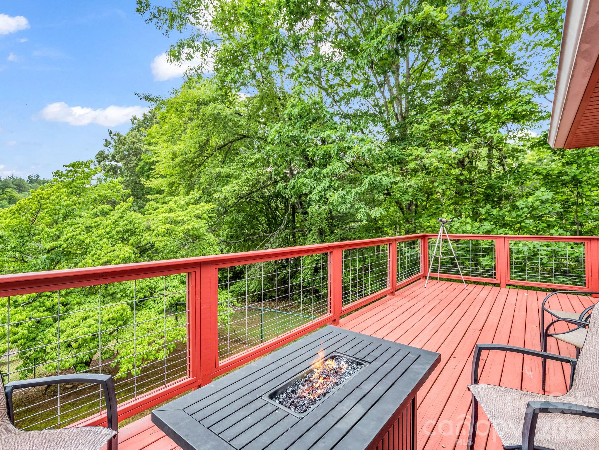 656 Cashiers Valley Road — Brevard