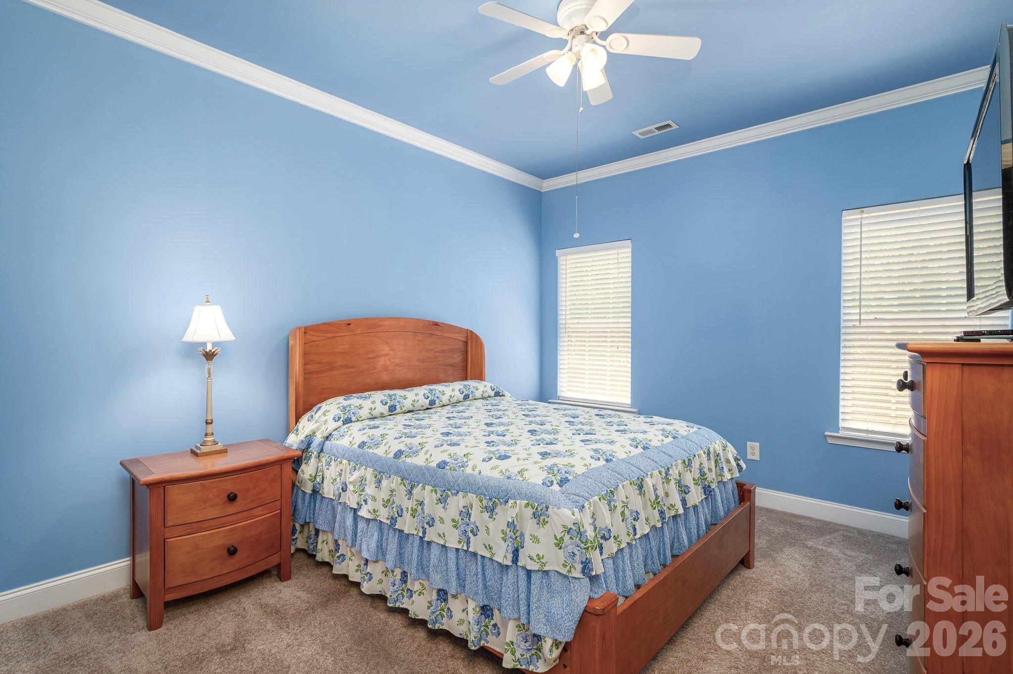 7212 Pinfeather Circle — Cramerton