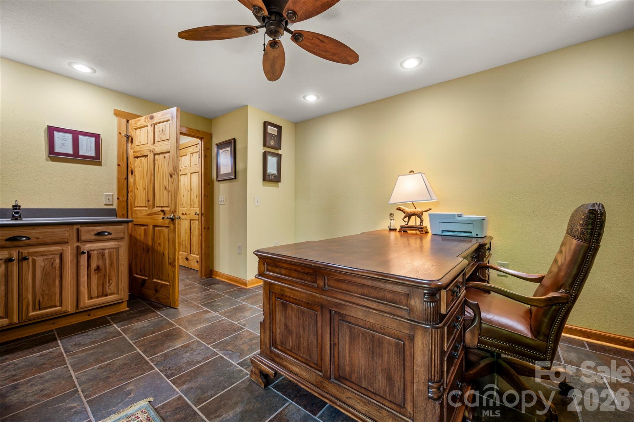 512 Indian Forest Drive — Bostic