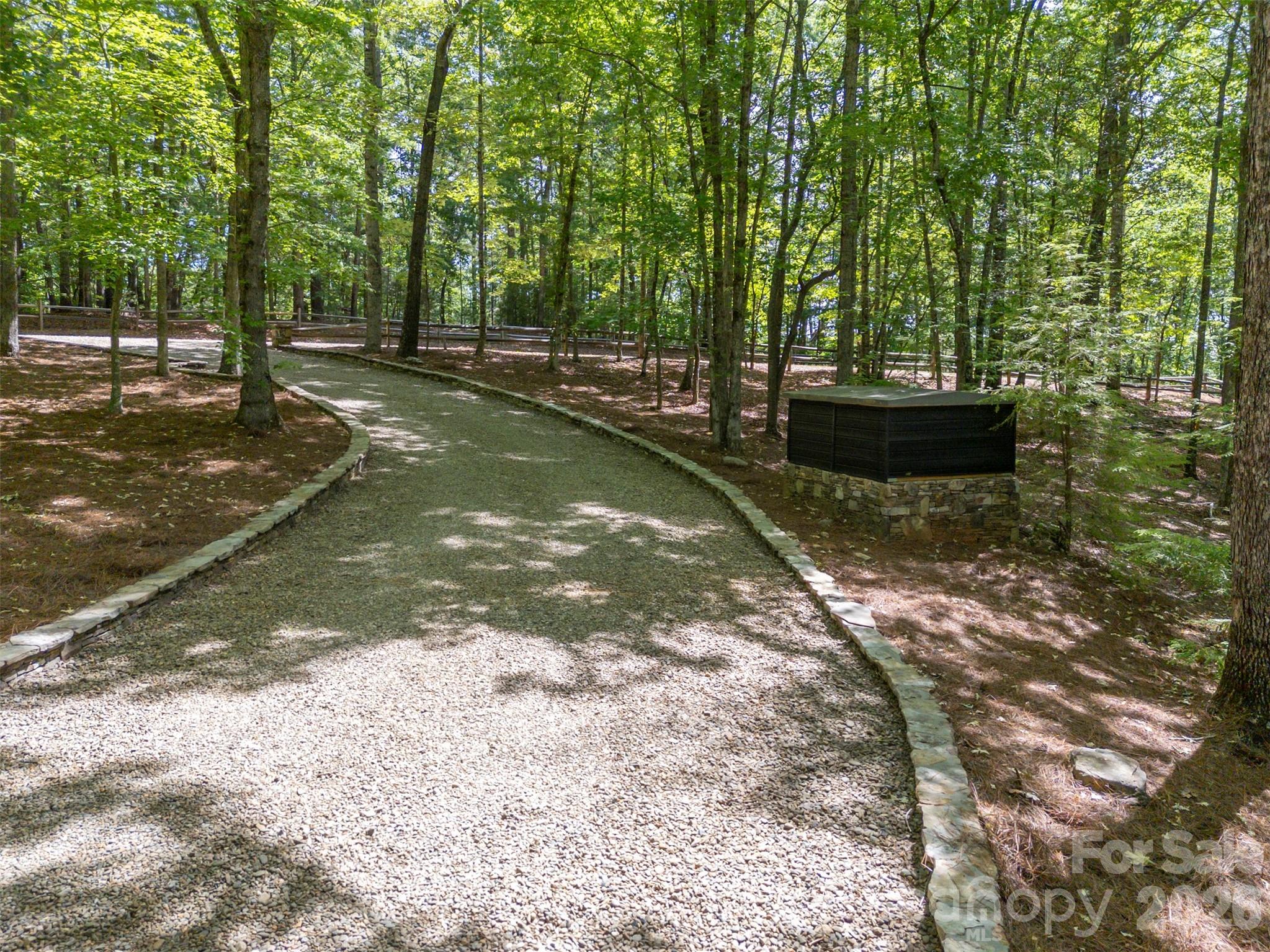 512 Indian Forest Drive — Bostic