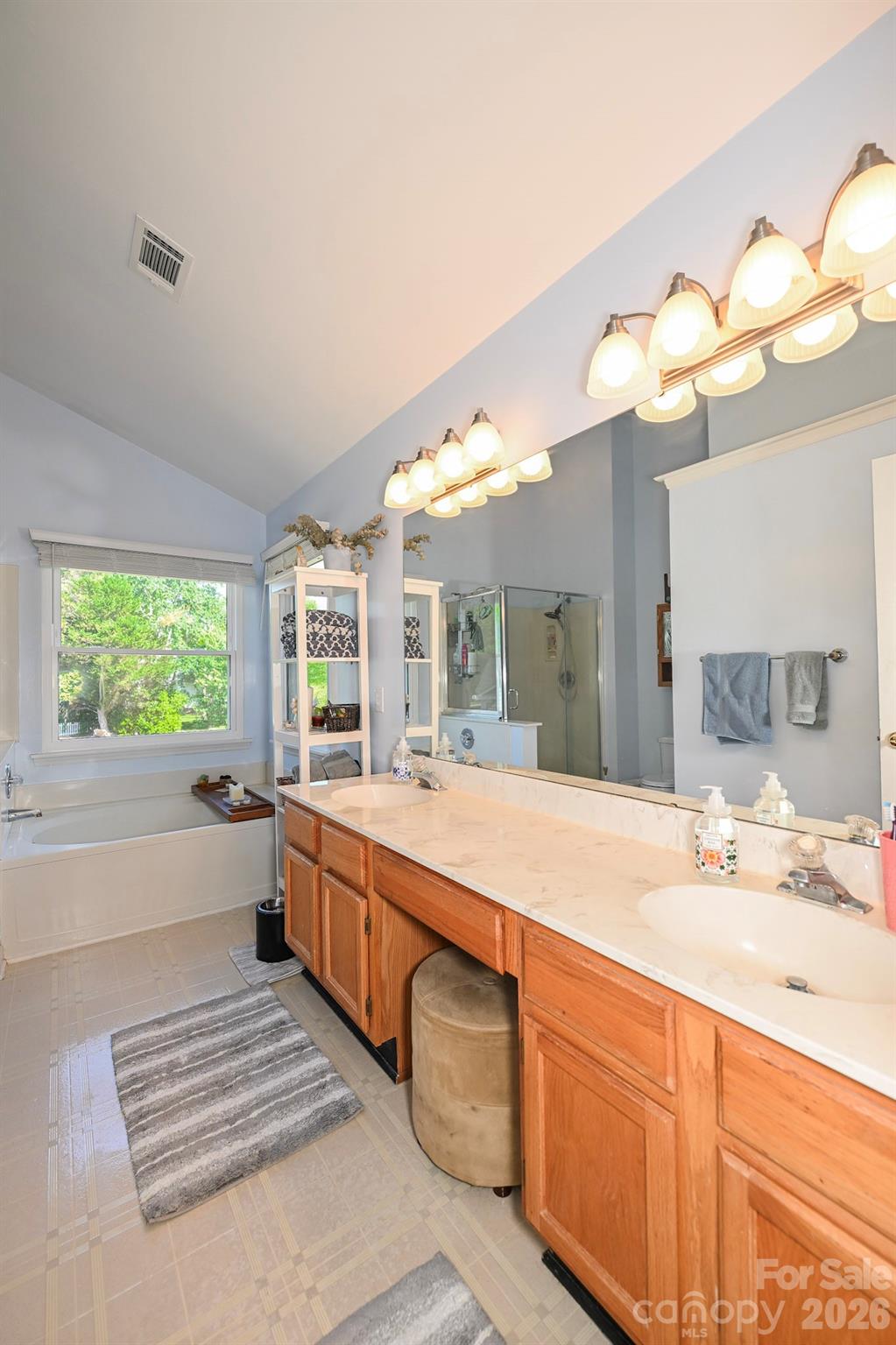 9101 Castlebay Drive — Charlotte