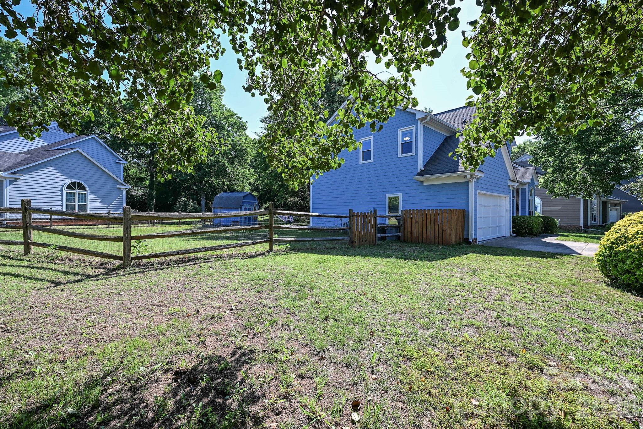 9101 Castlebay Drive — Charlotte
