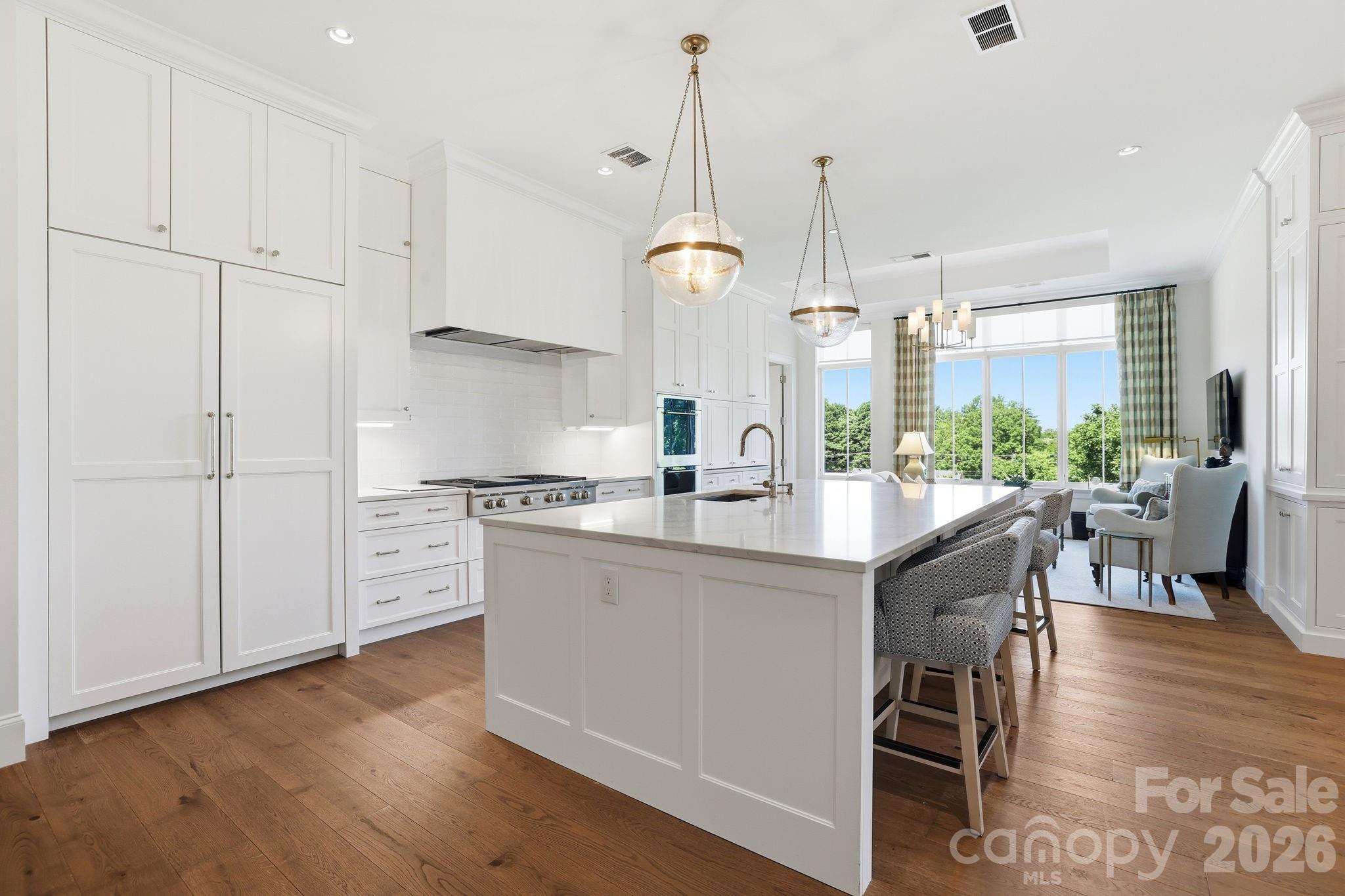 130 Cherokee Road #503 — Charlotte