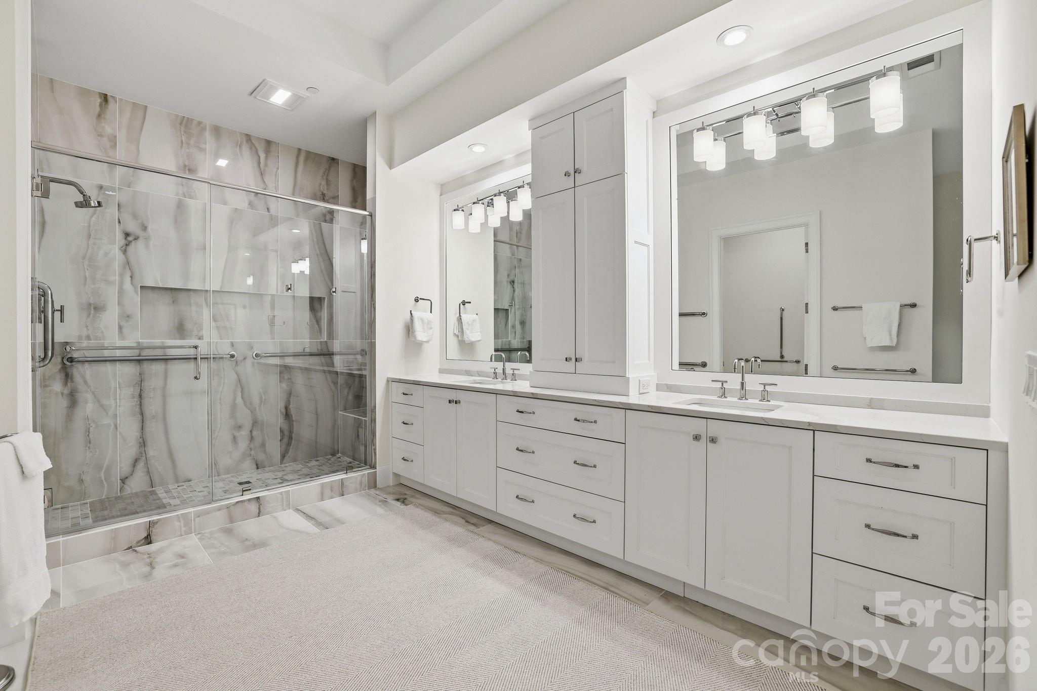 130 Cherokee Road #503 — Charlotte
