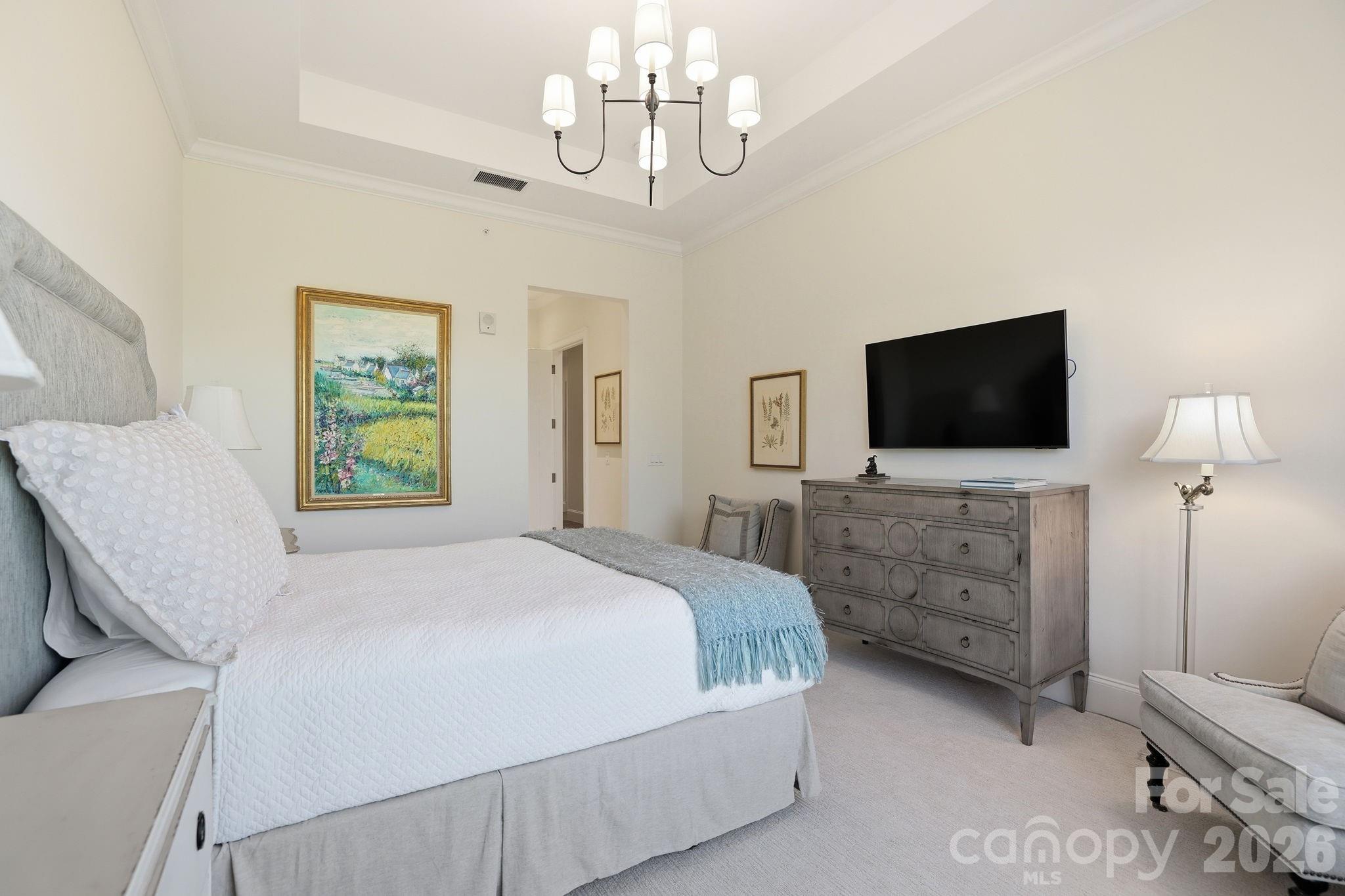130 Cherokee Road #503 — Charlotte