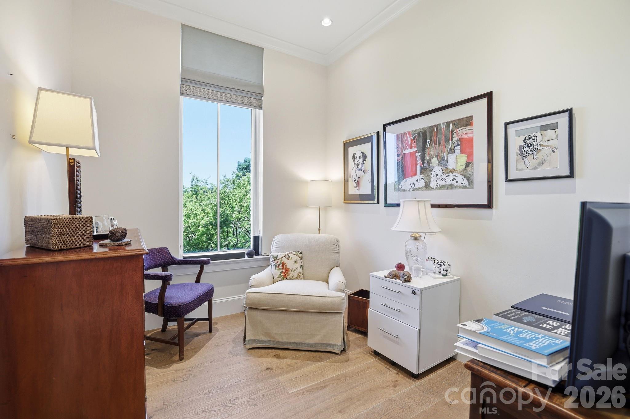 130 Cherokee Road #503 — Charlotte
