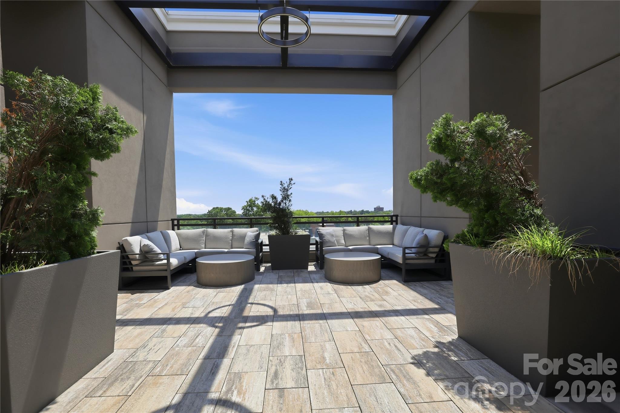 130 Cherokee Road #503 — Charlotte