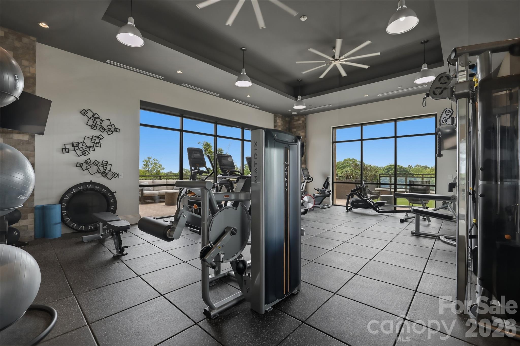 130 Cherokee Road #503 — Charlotte