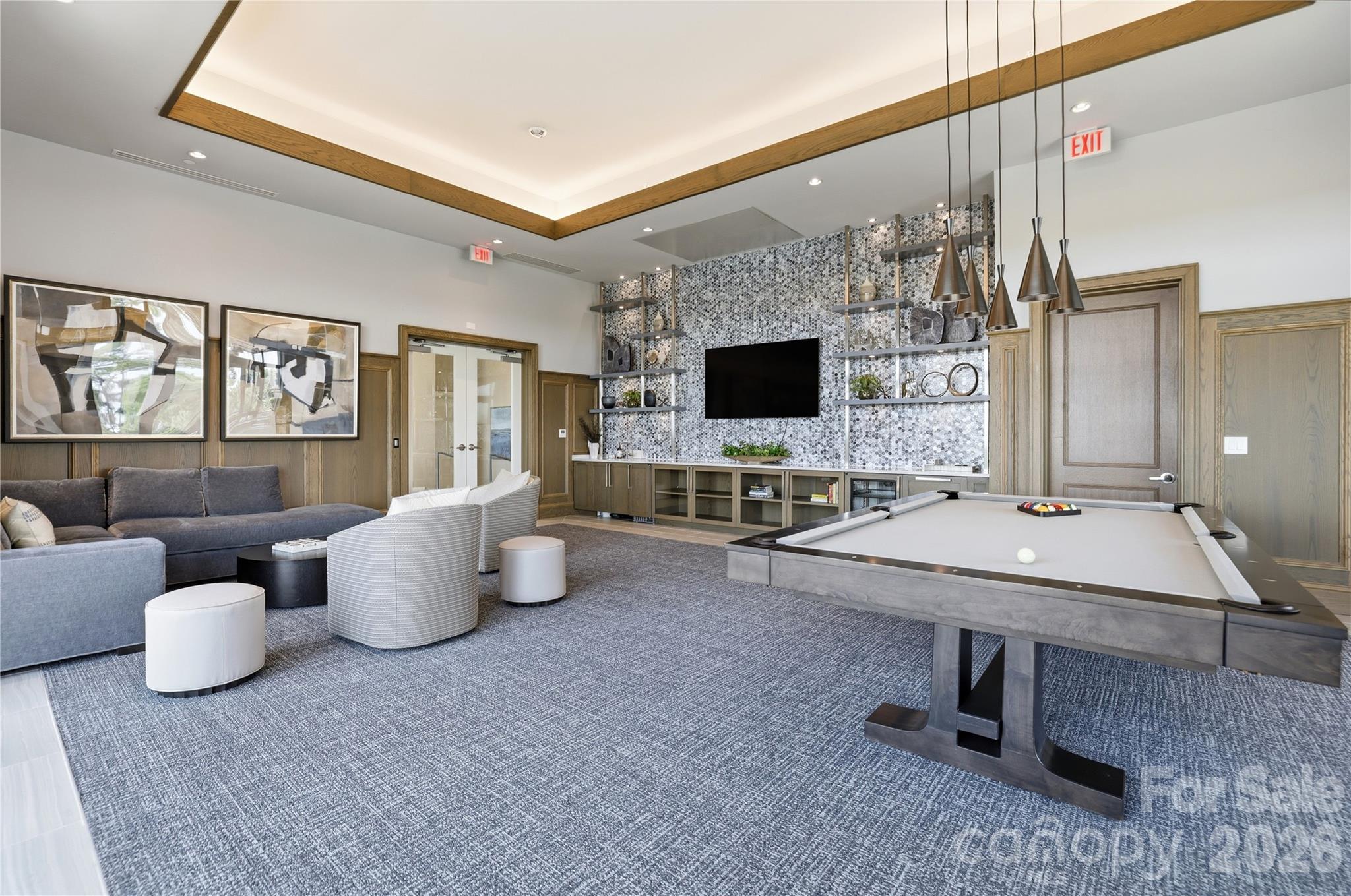 130 Cherokee Road #503 — Charlotte
