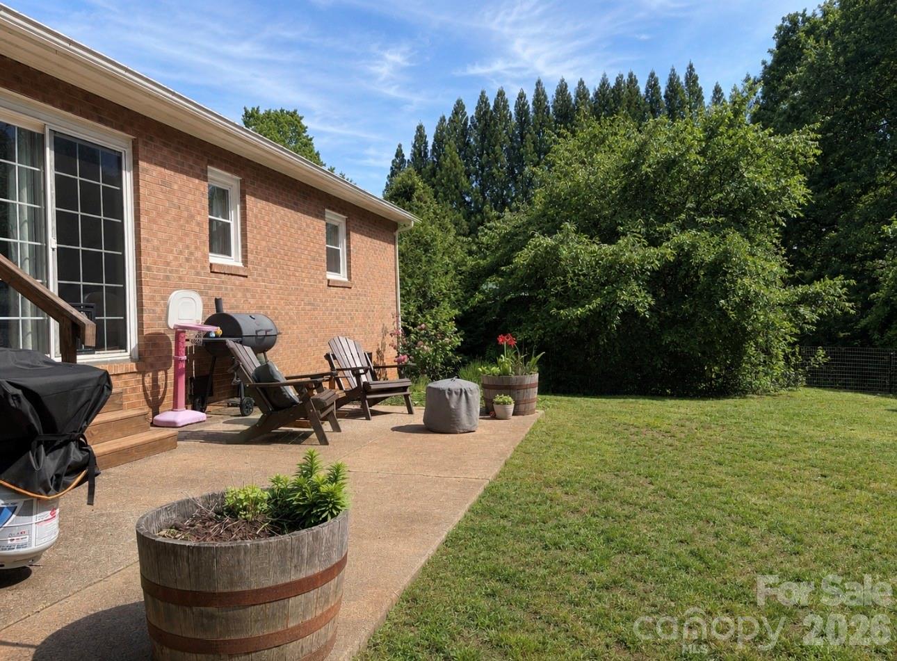 3500 Alta Vista Way — Morganton