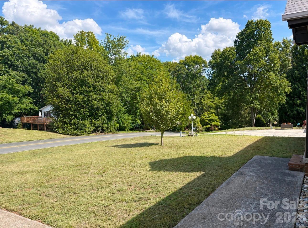 3500 Alta Vista Way — Morganton