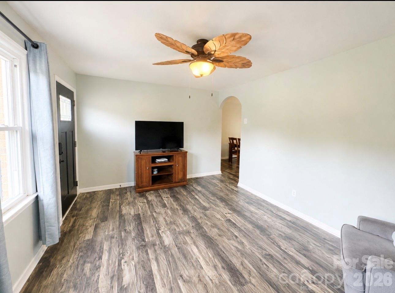 3500 Alta Vista Way — Morganton