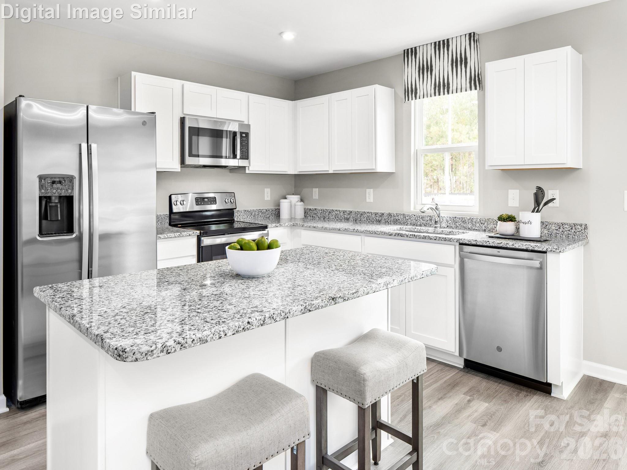 3907-1 15th Street Drive NE — Hickory