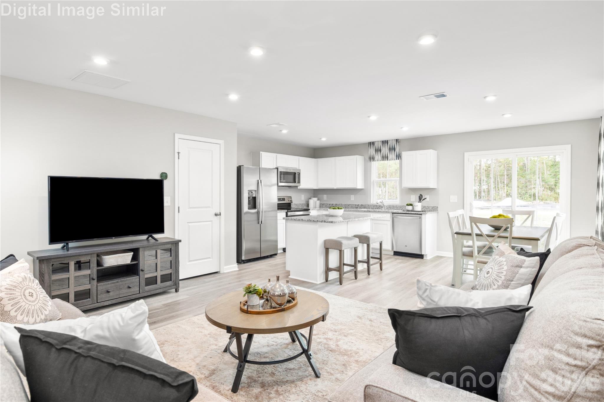 3907-1 15th Street Drive NE — Hickory
