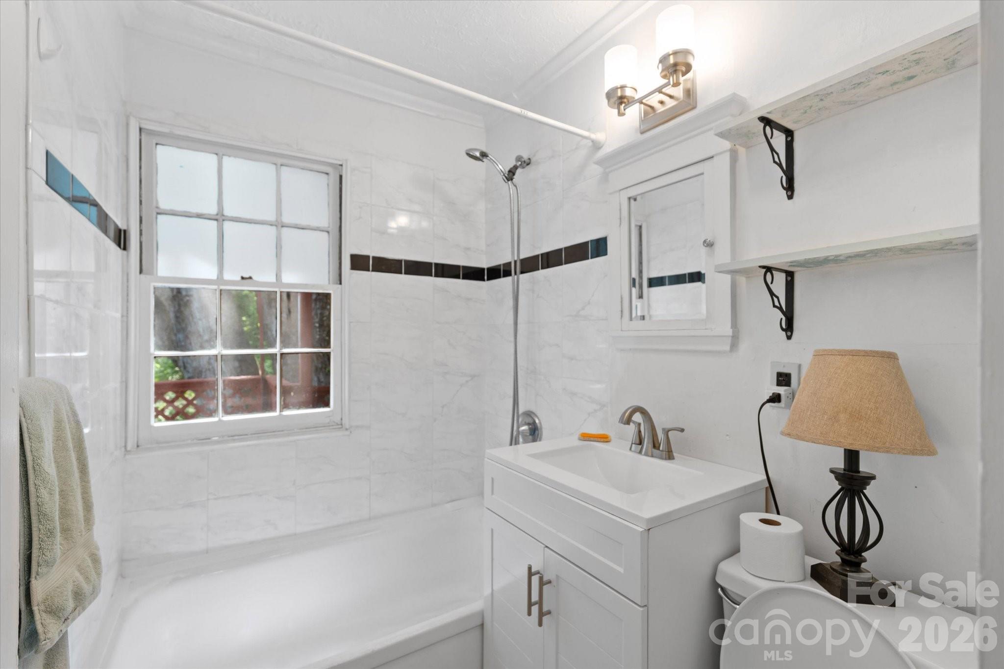 224 Aurora Drive — Asheville