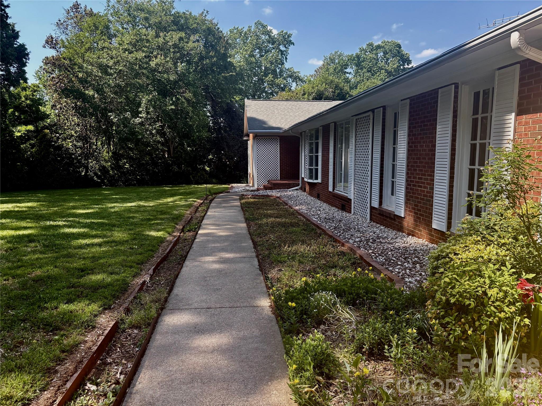 5500 Saddlewood Lane — Mint Hill
