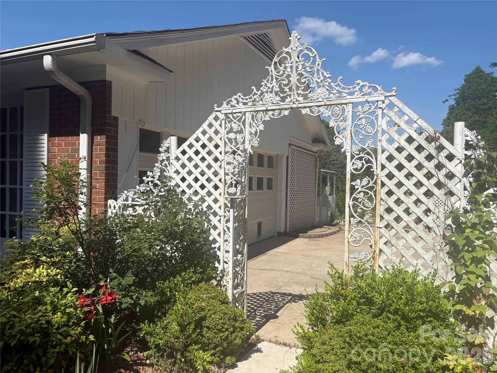 5500 Saddlewood Lane — Mint Hill