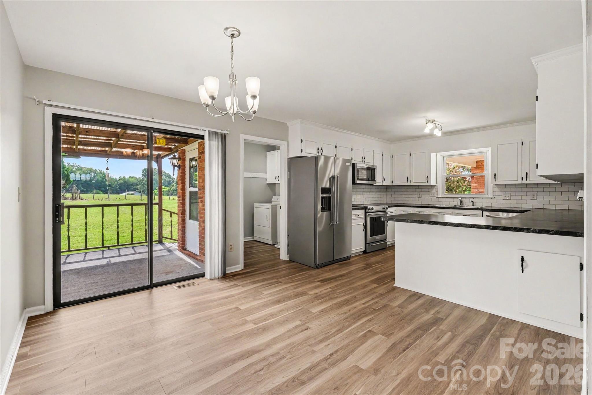 16924 Knoxwood Drive — Huntersville