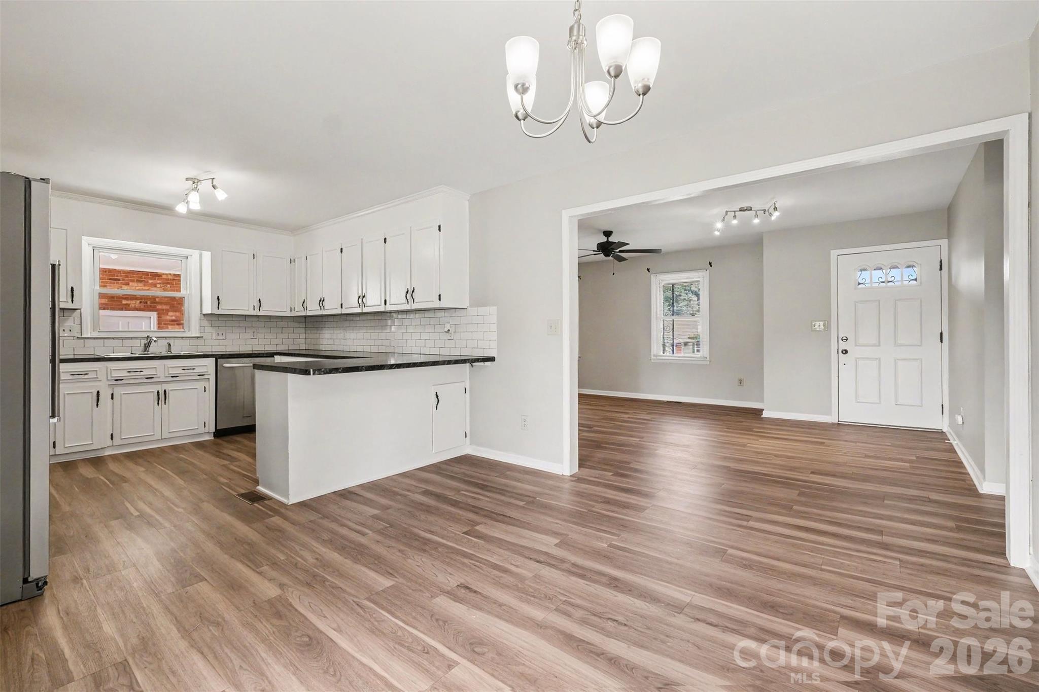 16924 Knoxwood Drive — Huntersville