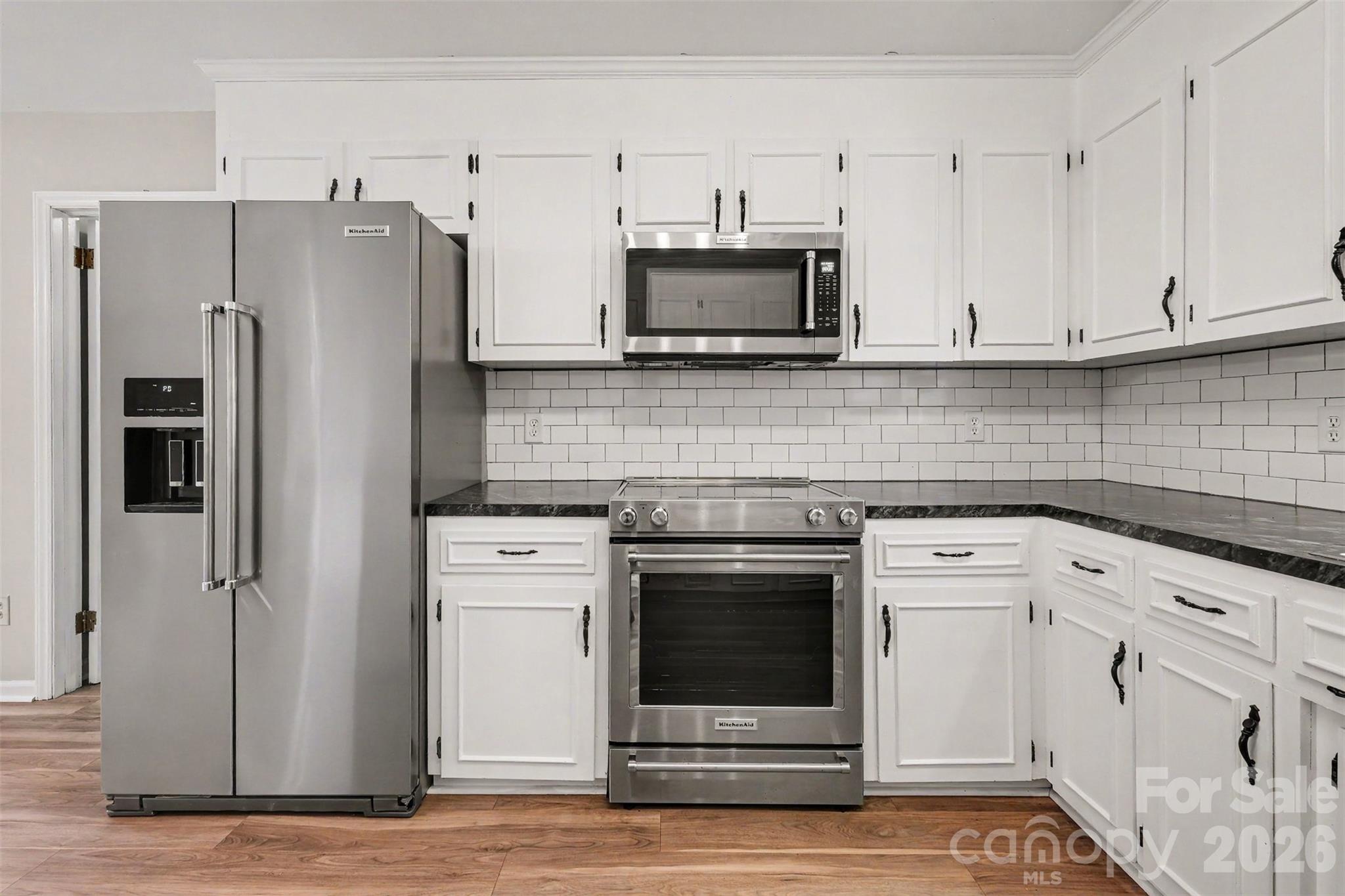 16924 Knoxwood Drive — Huntersville
