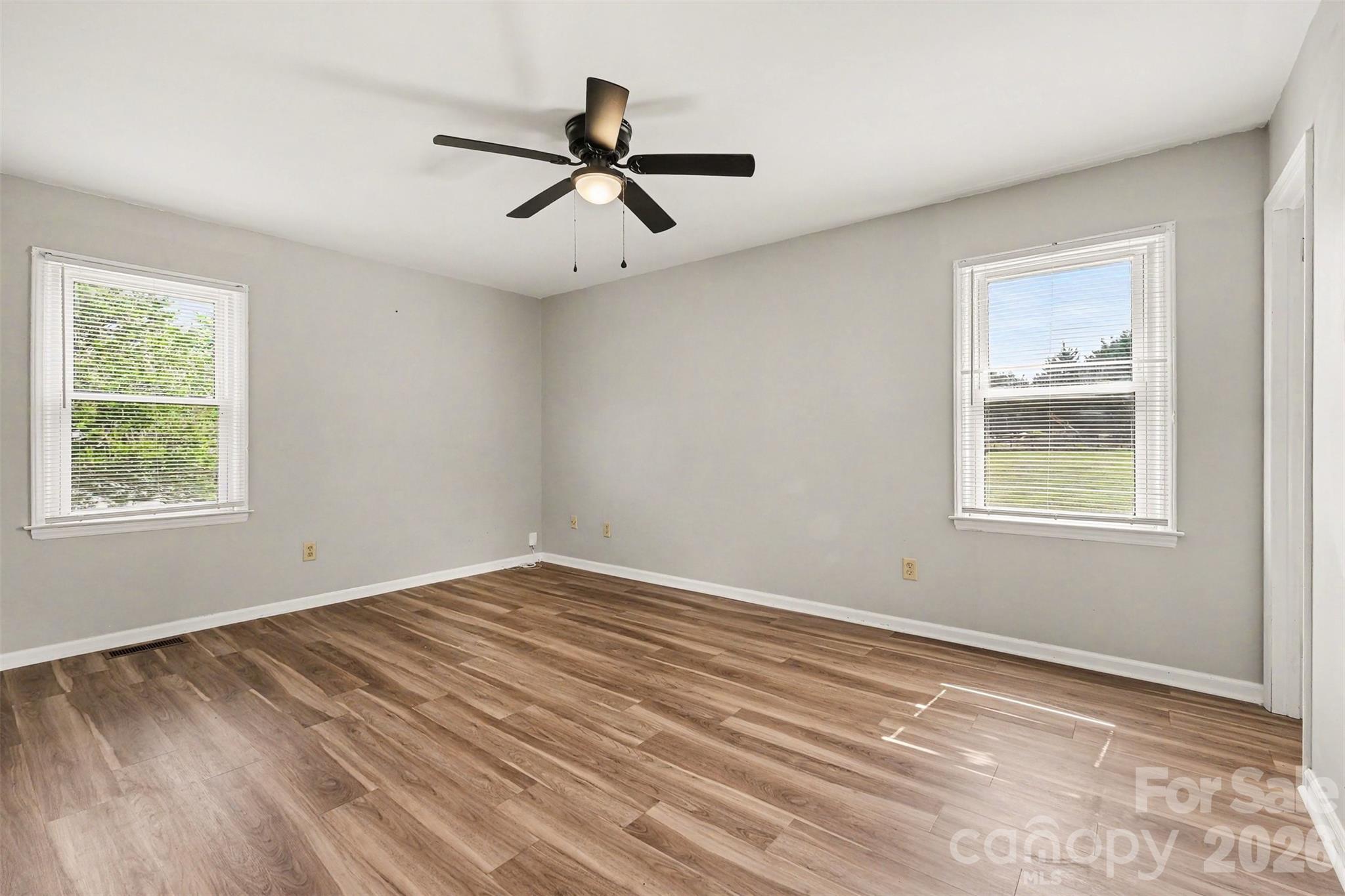 16924 Knoxwood Drive — Huntersville