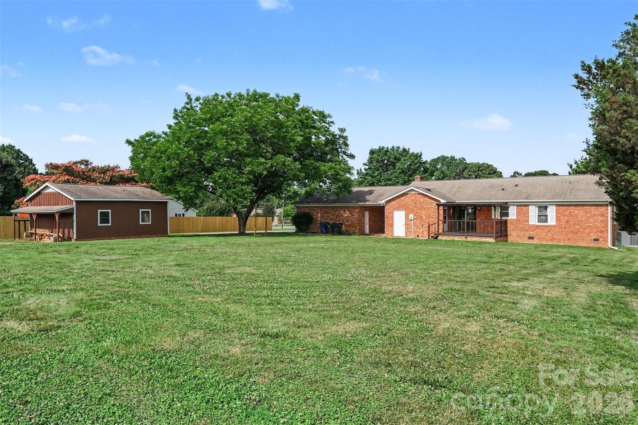 16924 Knoxwood Drive — Huntersville