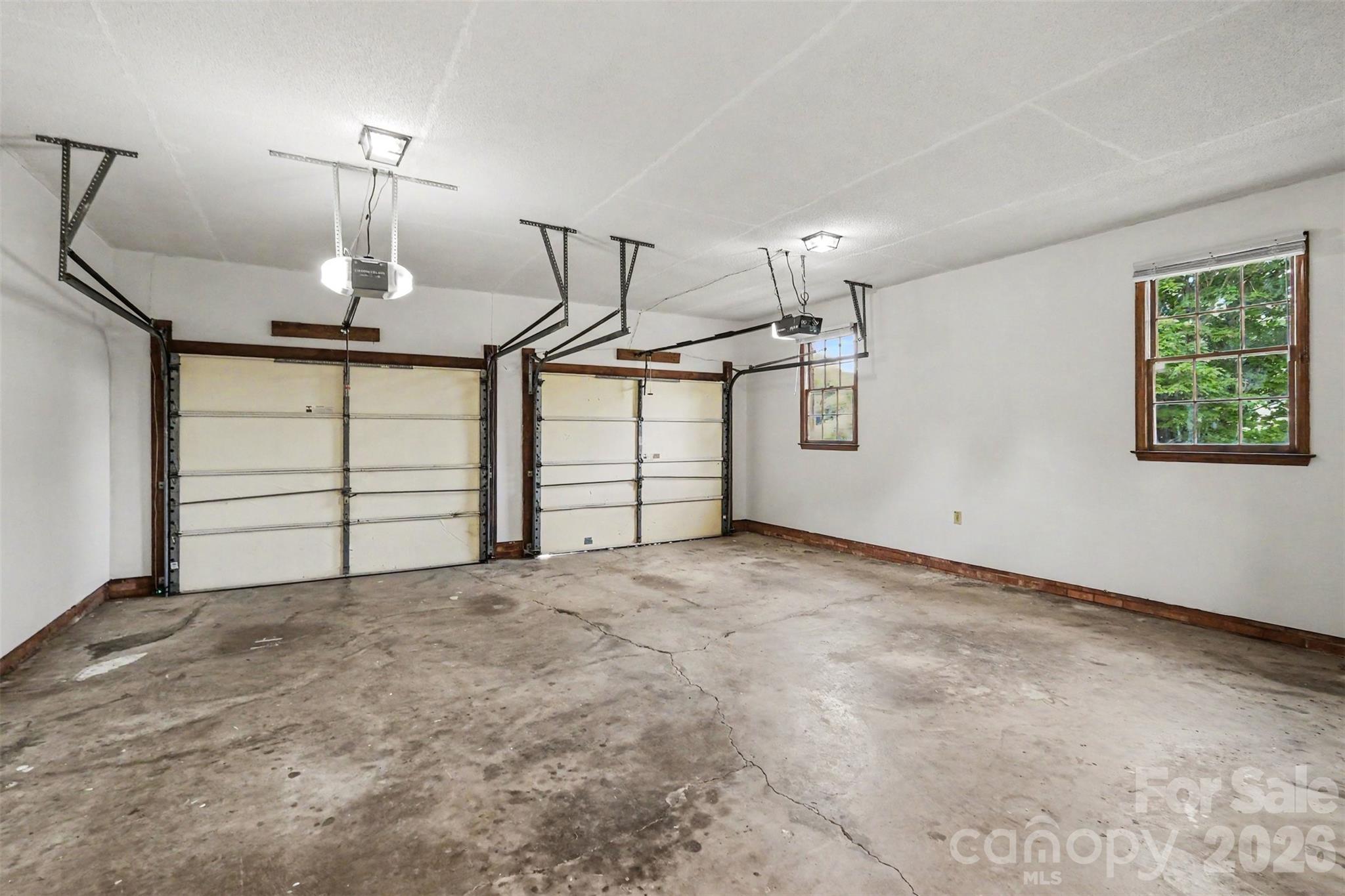 16924 Knoxwood Drive — Huntersville