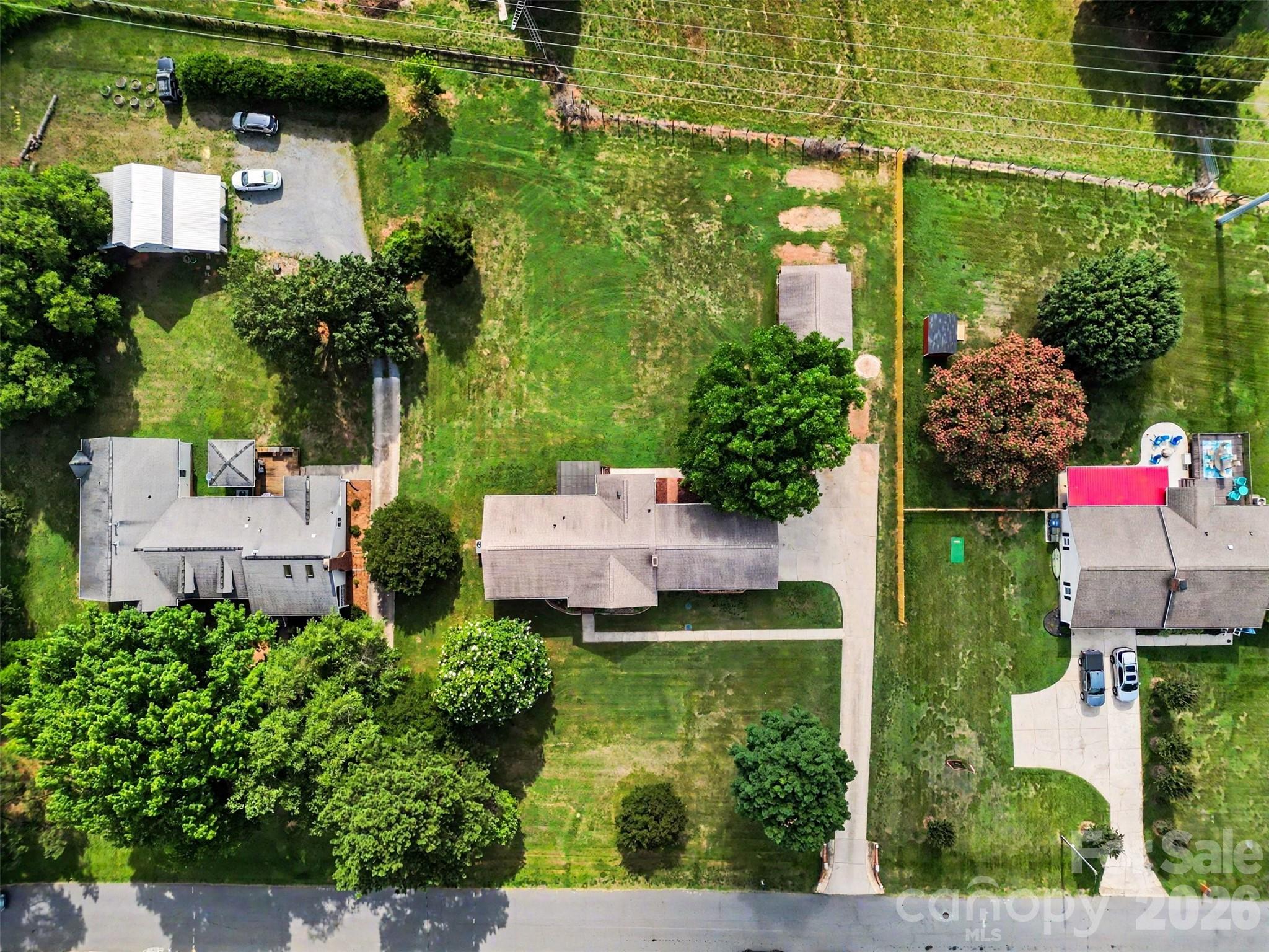 16924 Knoxwood Drive — Huntersville