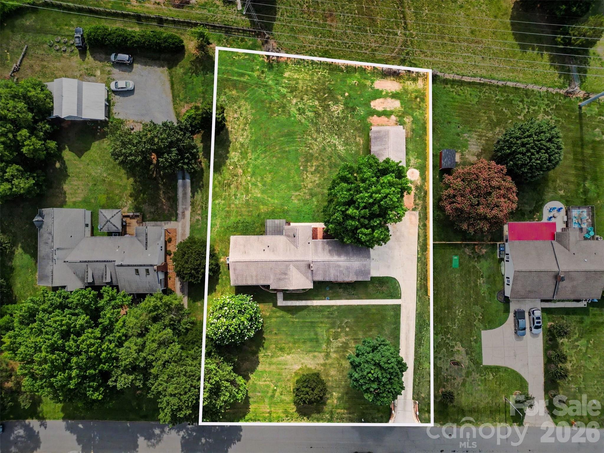 16924 Knoxwood Drive — Huntersville
