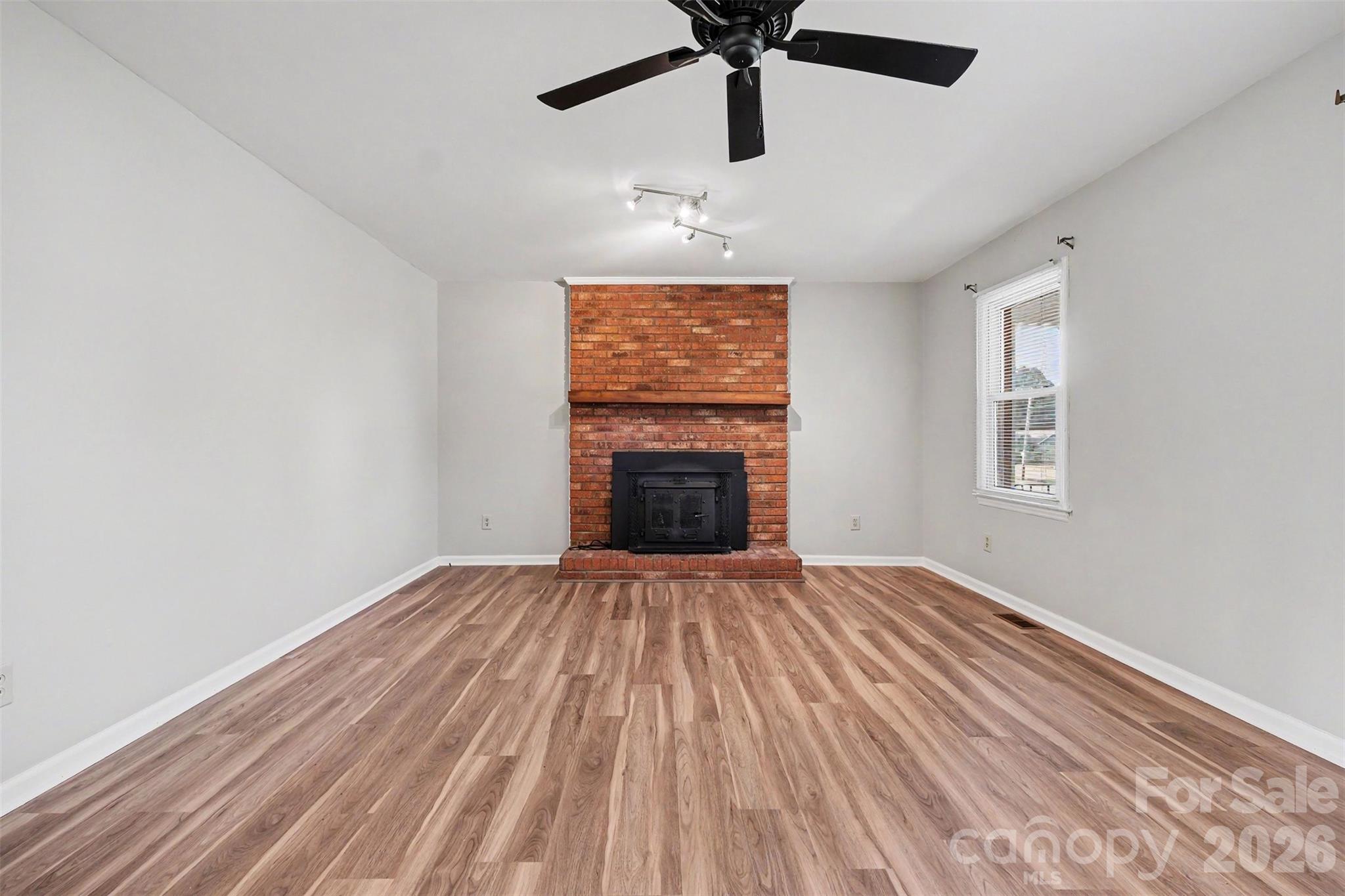 16924 Knoxwood Drive — Huntersville