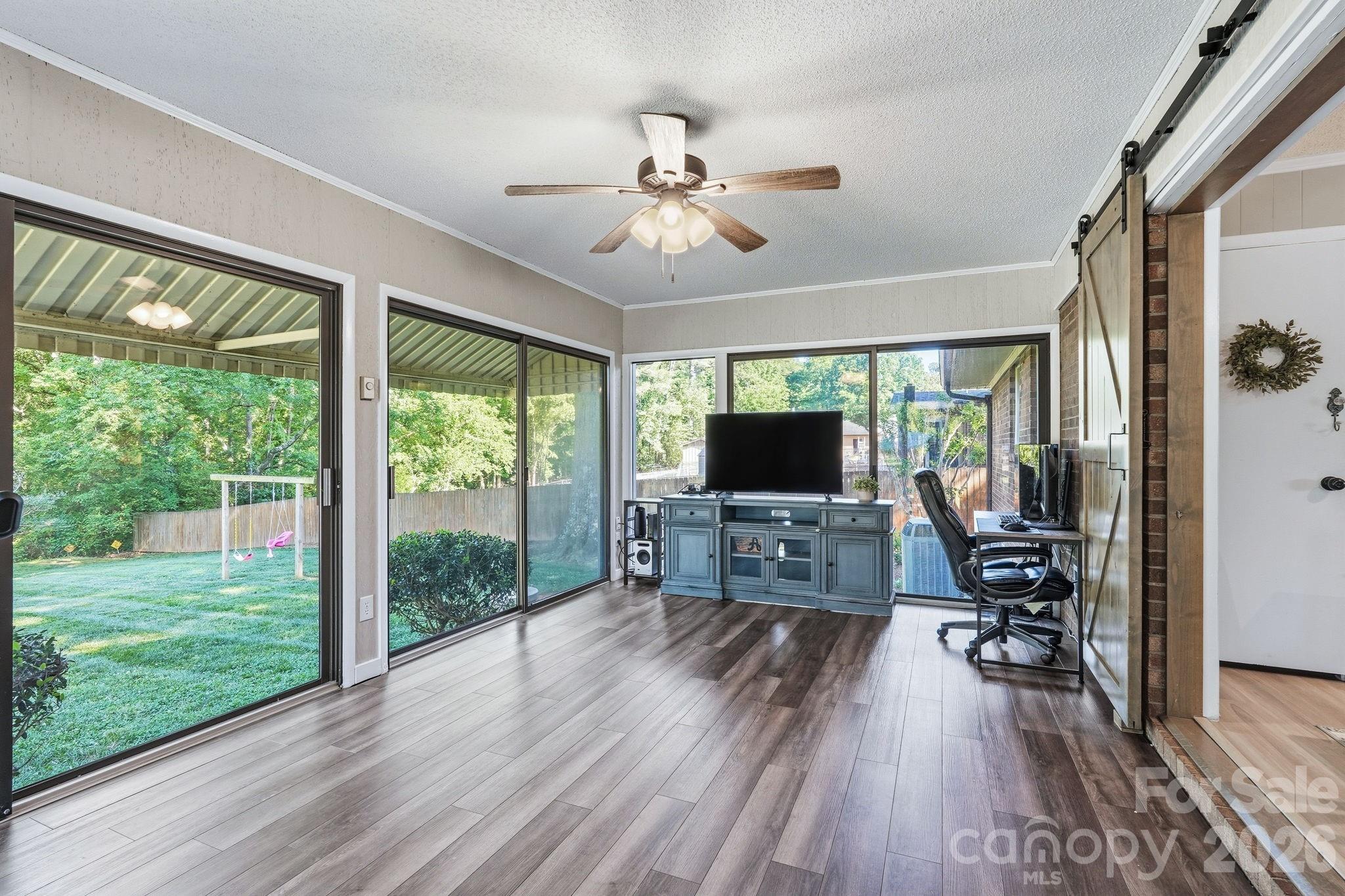 1556 Nottingham Drive — Newton