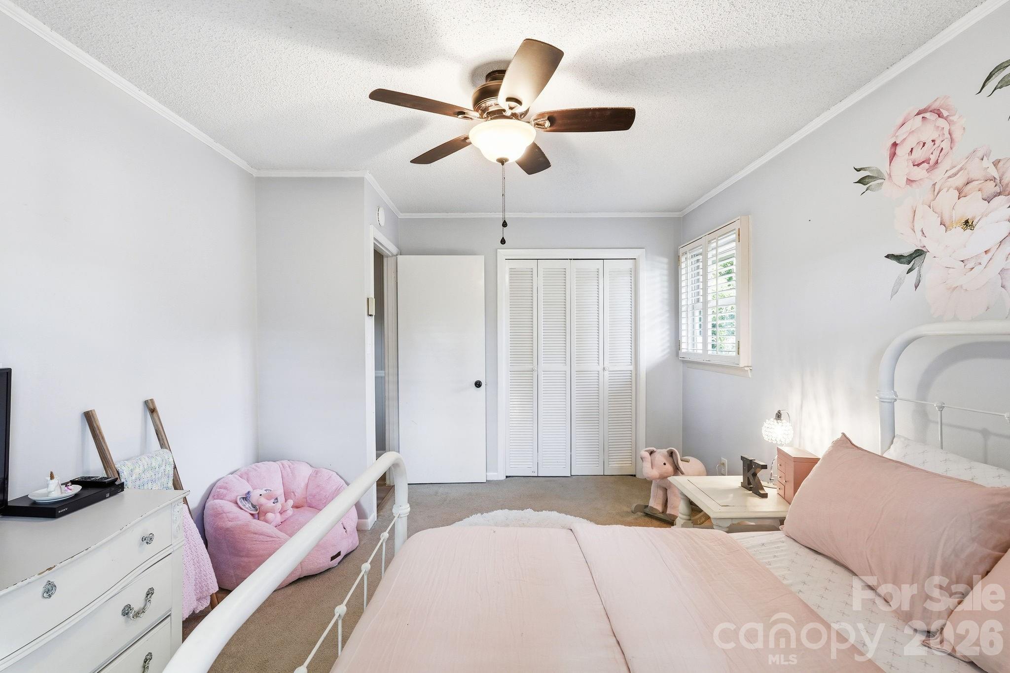 1556 Nottingham Drive — Newton