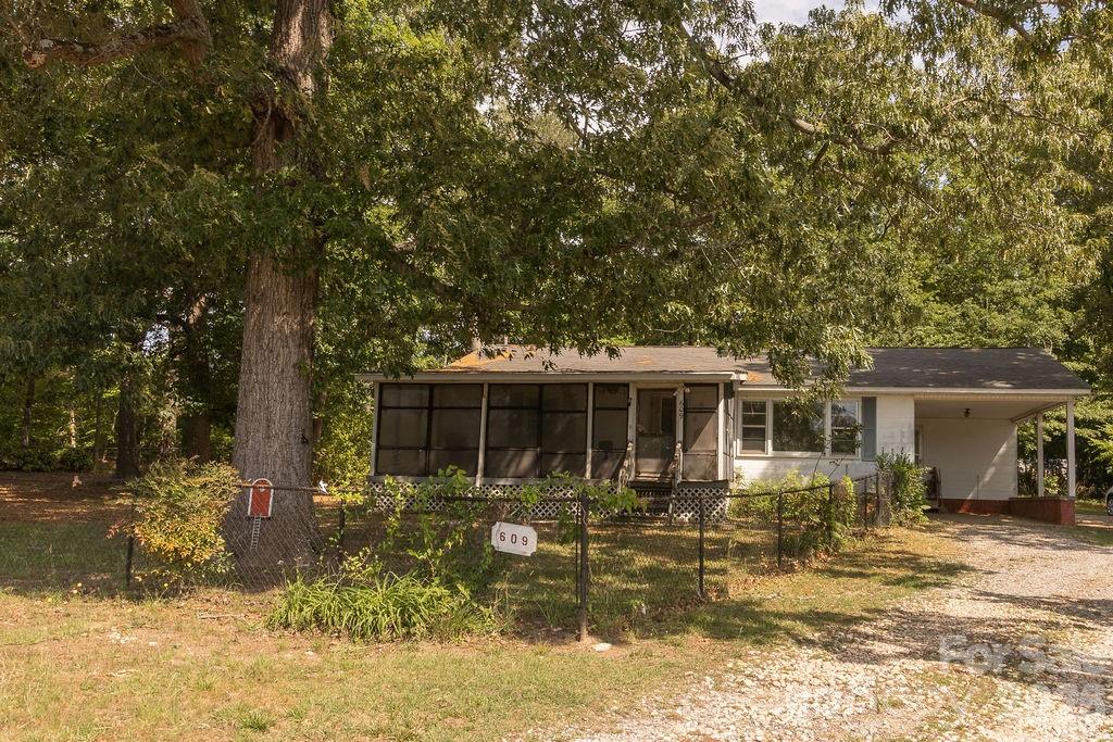 609 Wilcox Avenue — Gaffney