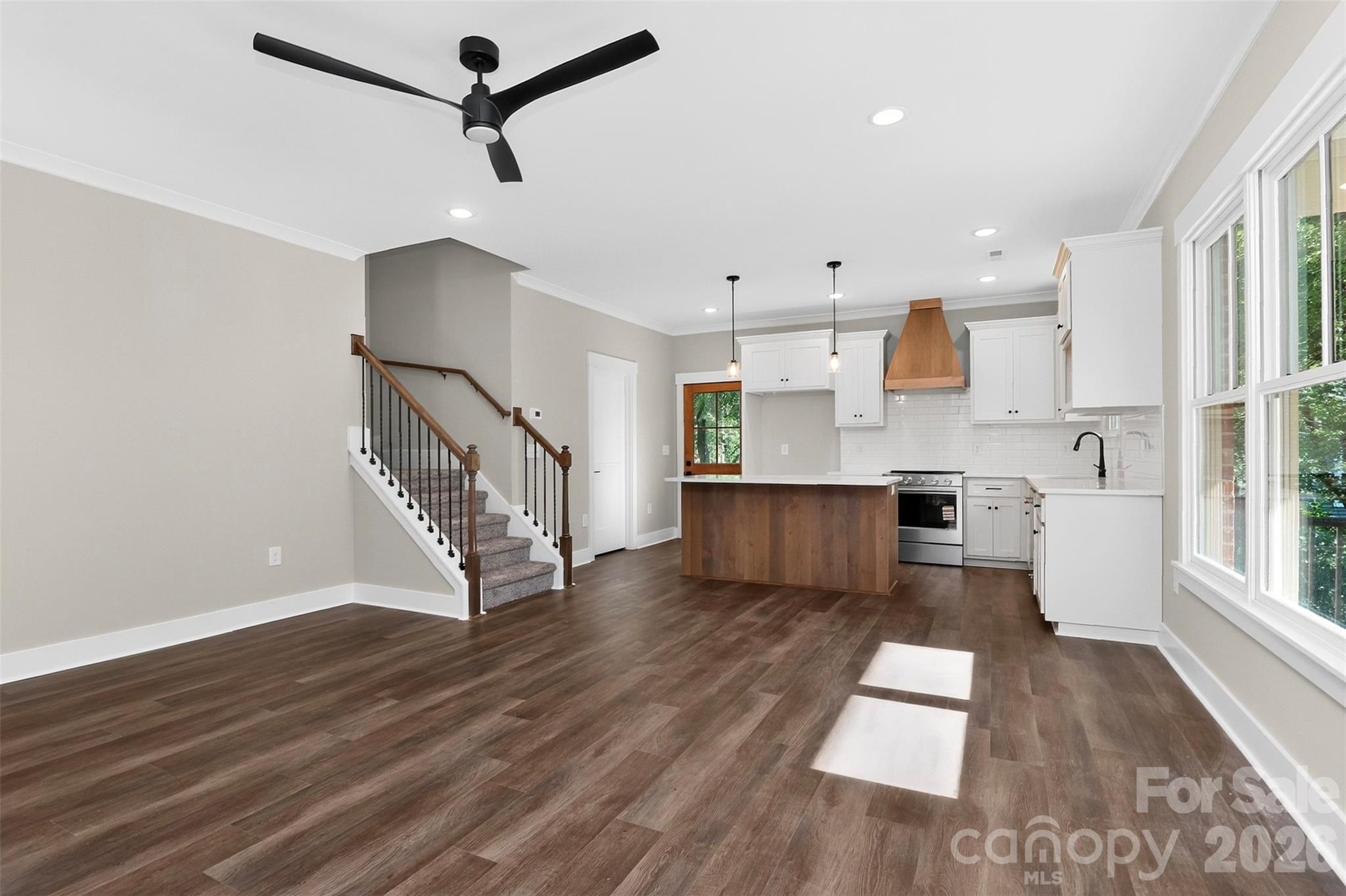 120 S Crawford Street — Monroe
