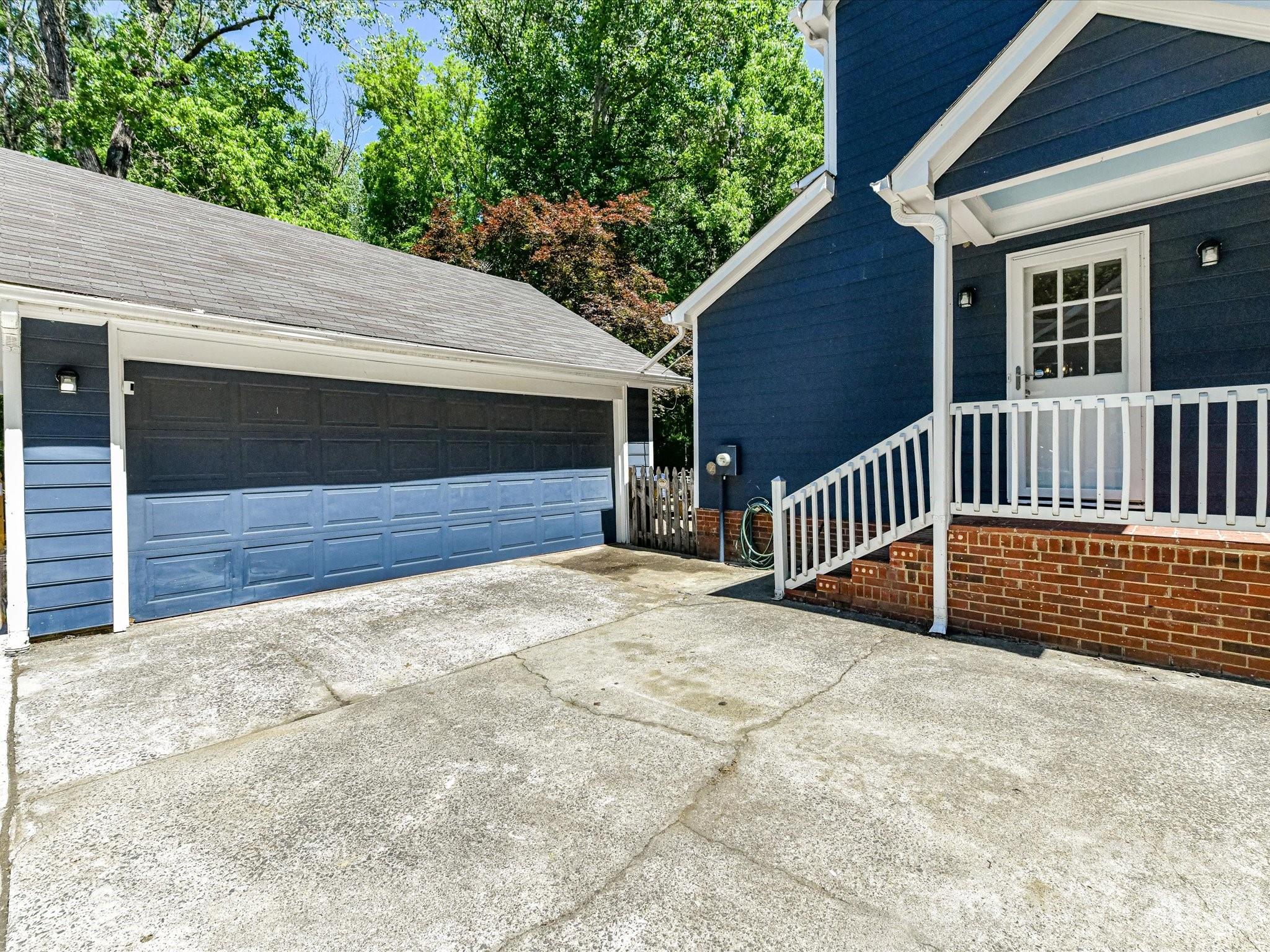 4308 Meadowridge Drive — Charlotte