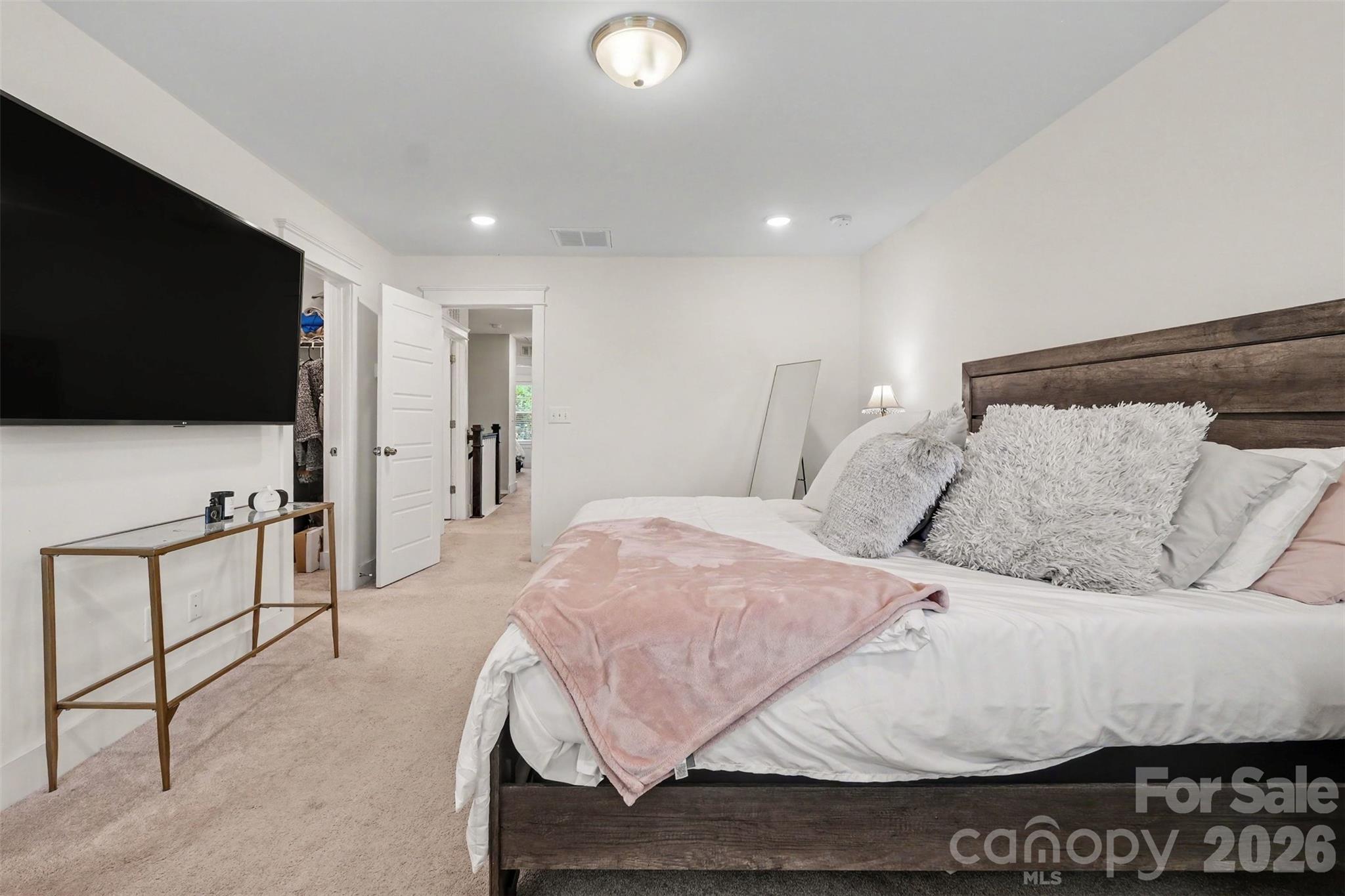 2202 Bexar Trail — Matthews