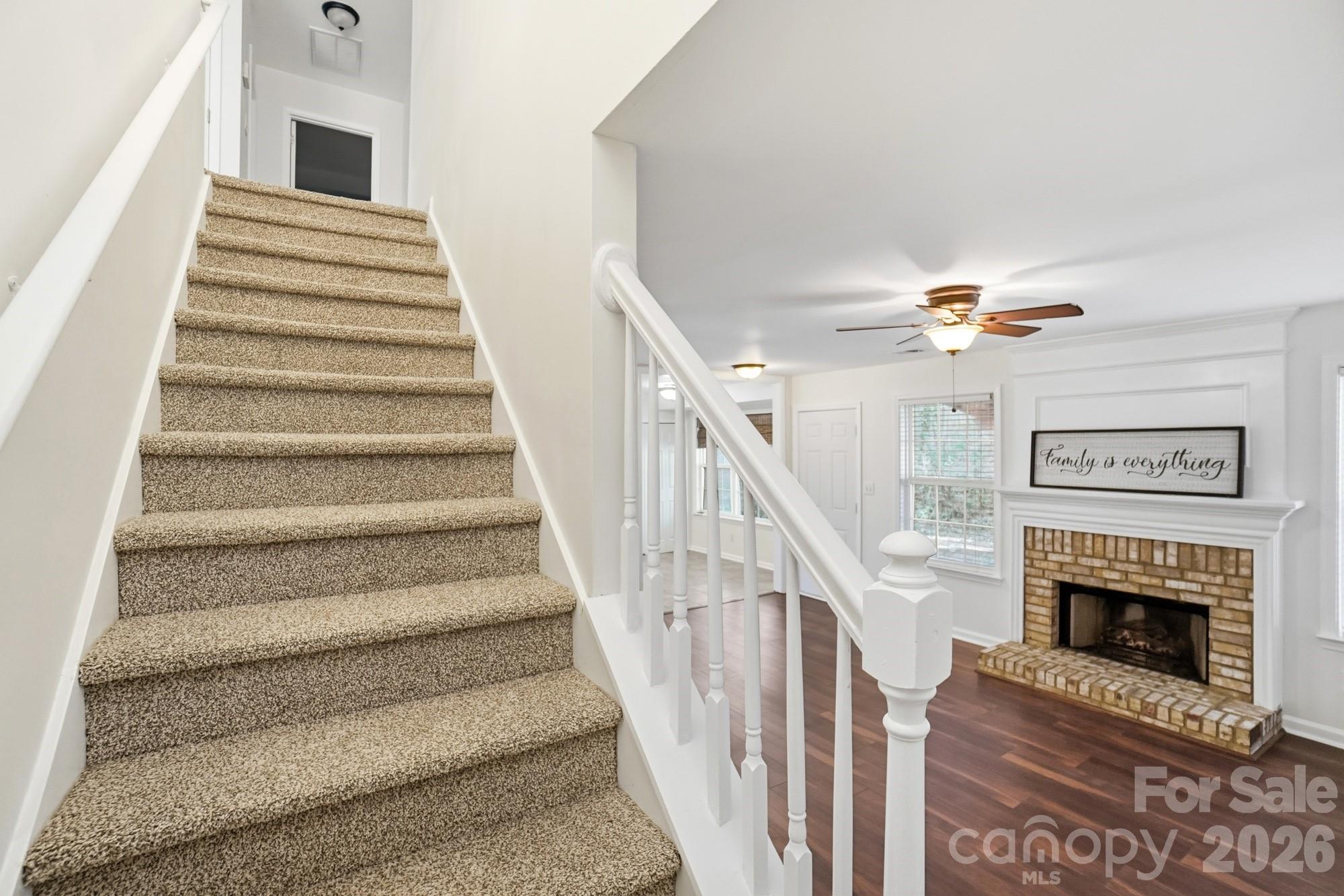 8805 Red Tail Court — Charlotte