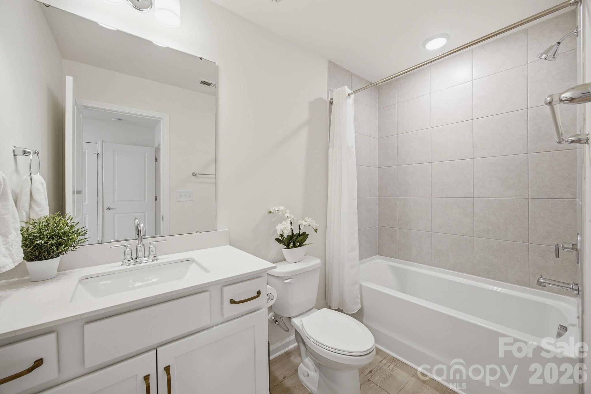 115 Summerhill Drive — Mooresville