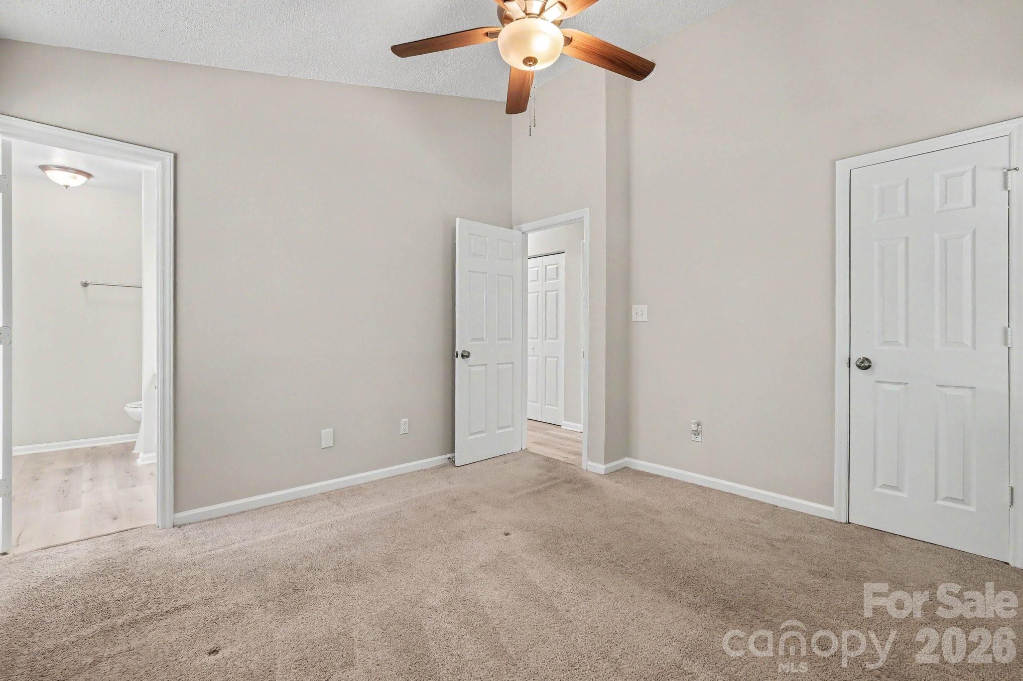 5463 Realtree Lane — Charlotte
