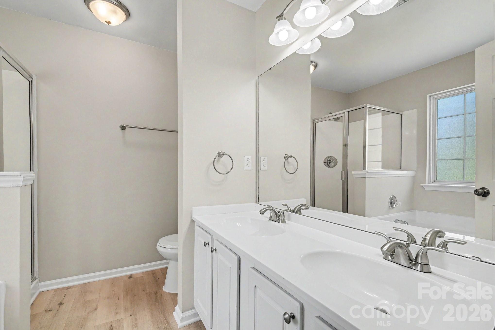 5463 Realtree Lane — Charlotte