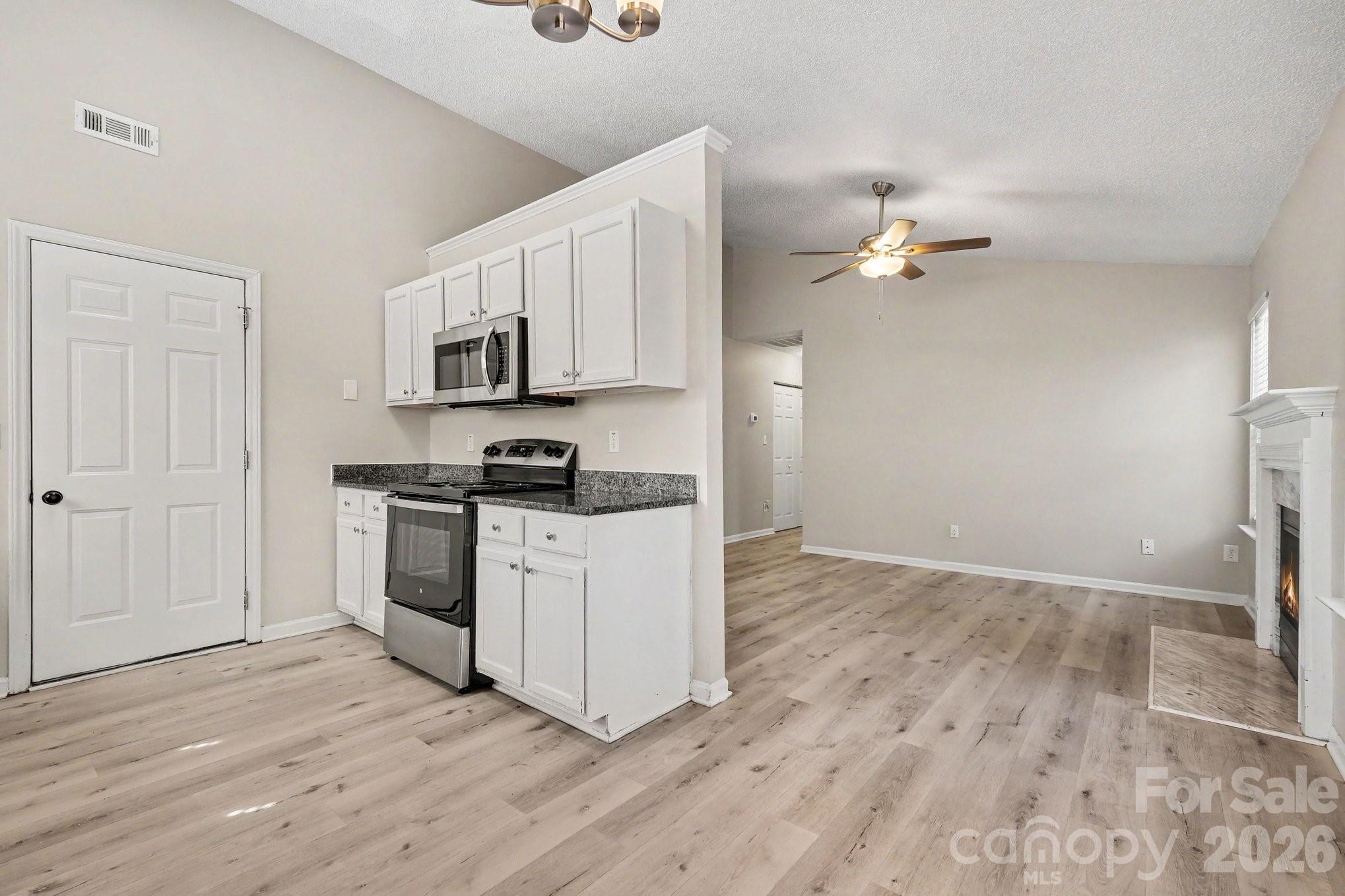 5463 Realtree Lane — Charlotte