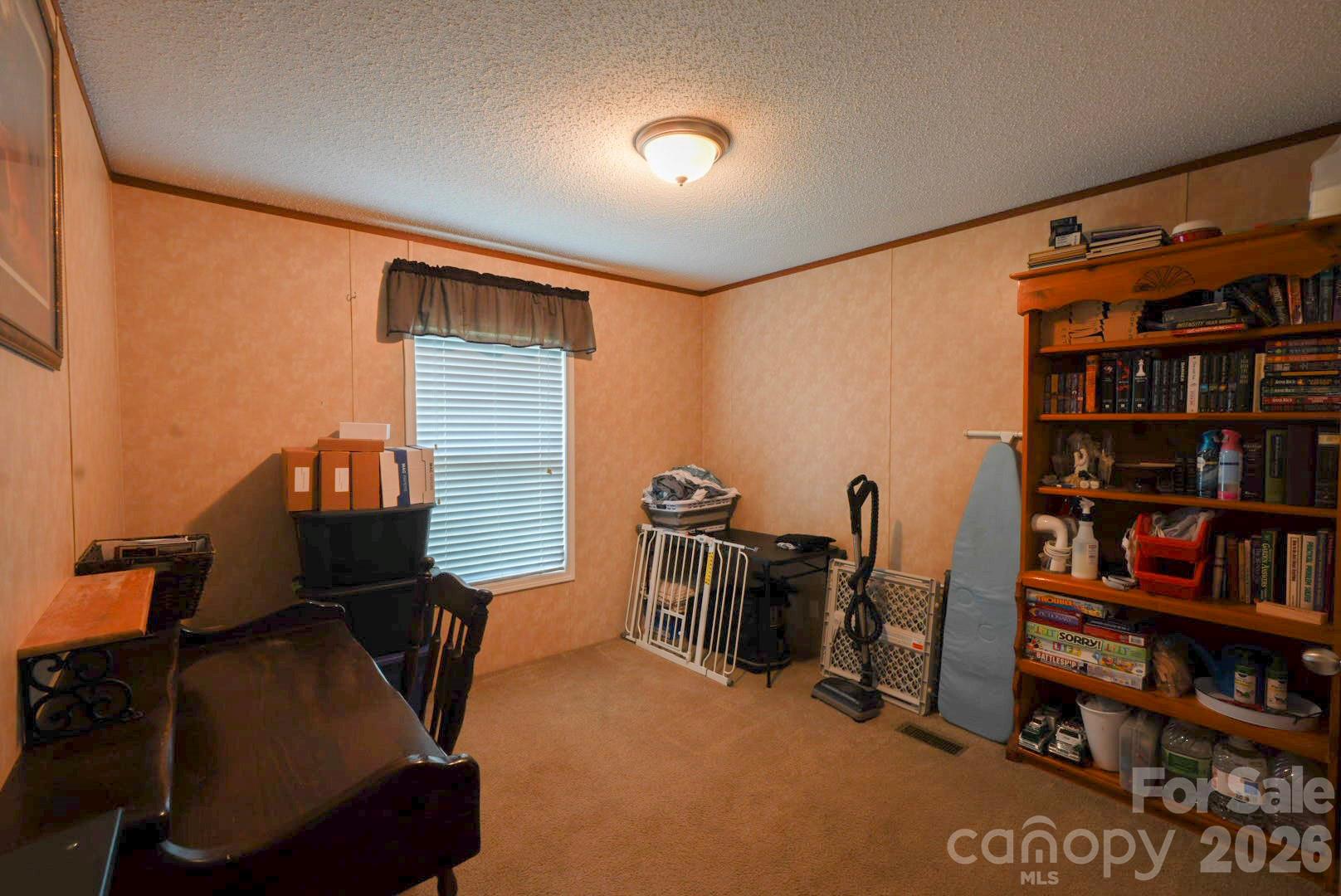 366 W Rocky Lane — Dobson