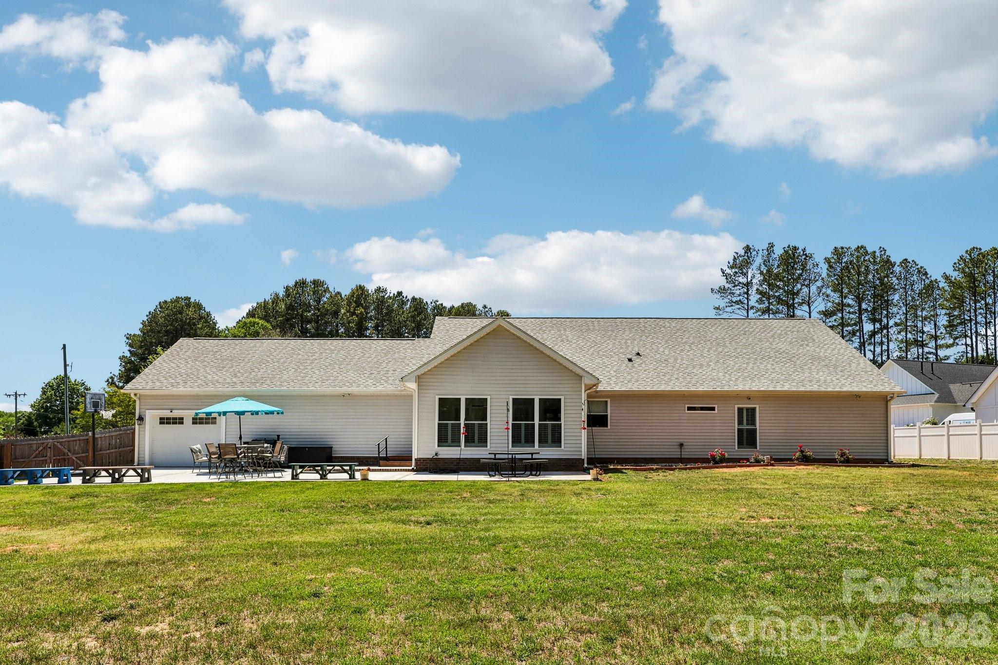 5301 Garden Gate Drive — Monroe